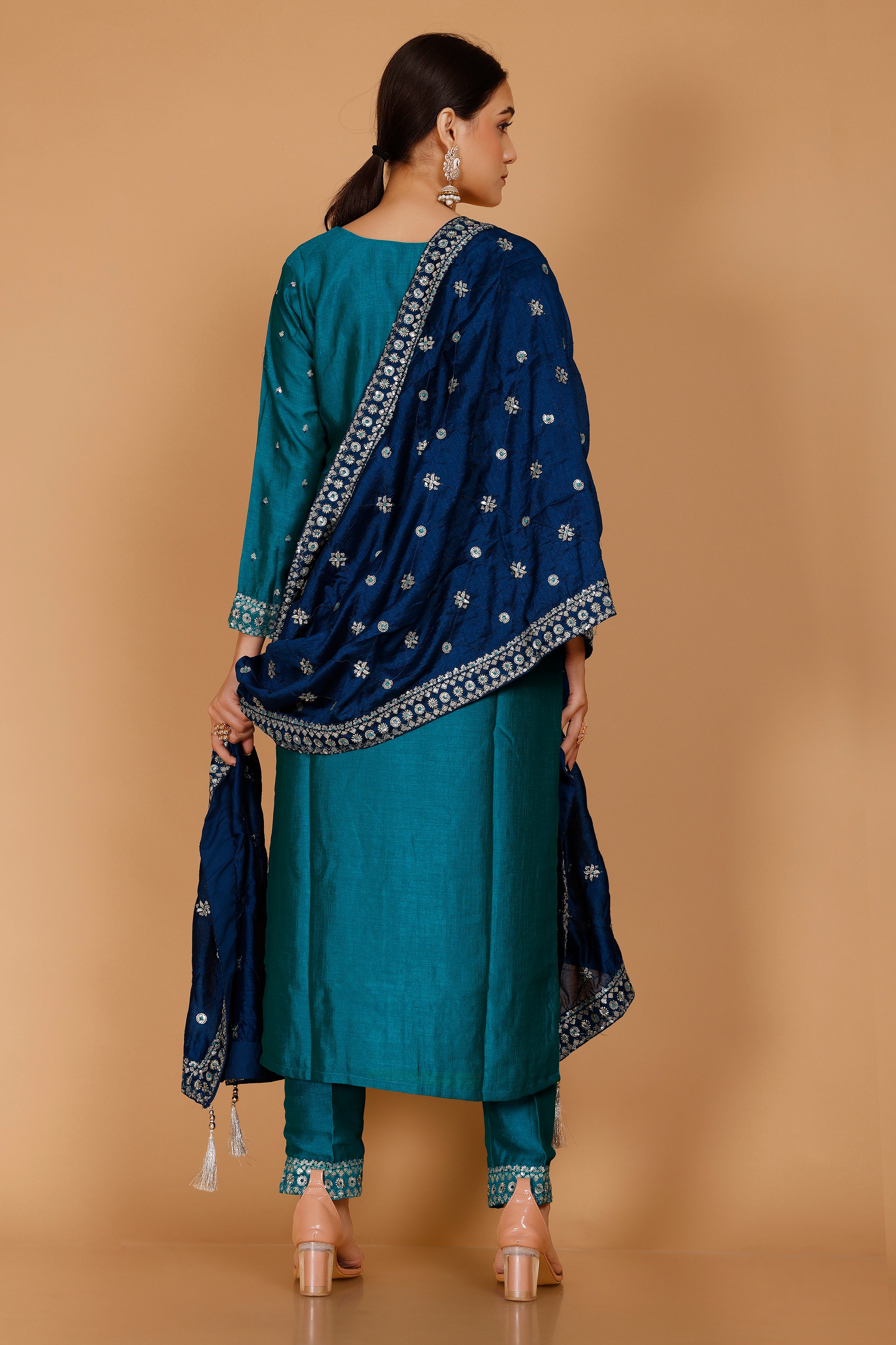 Heena Kamiz & Pant - Roop Darshan
