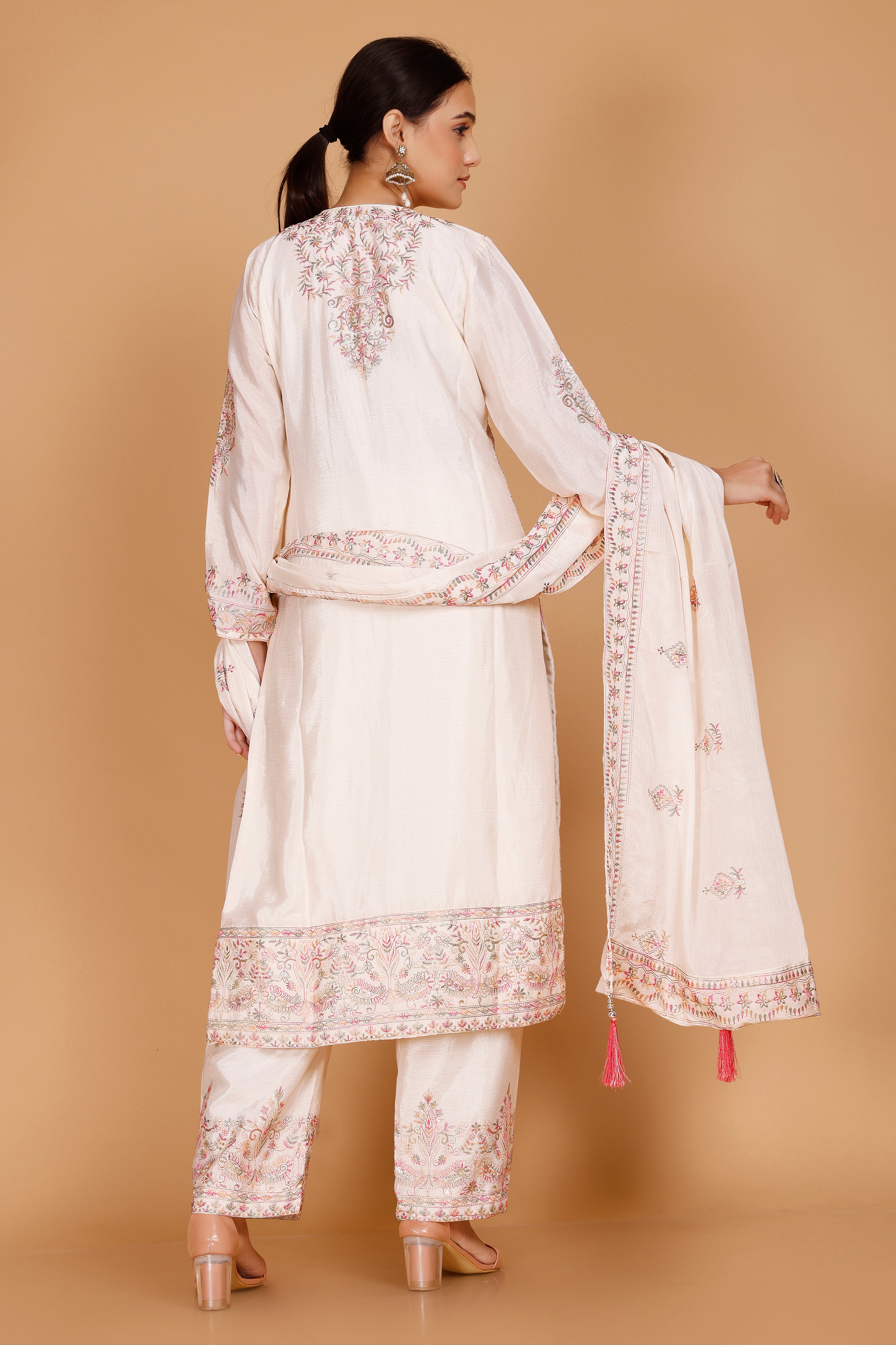 Vamika Kamiz & Pant - Roop Darshan