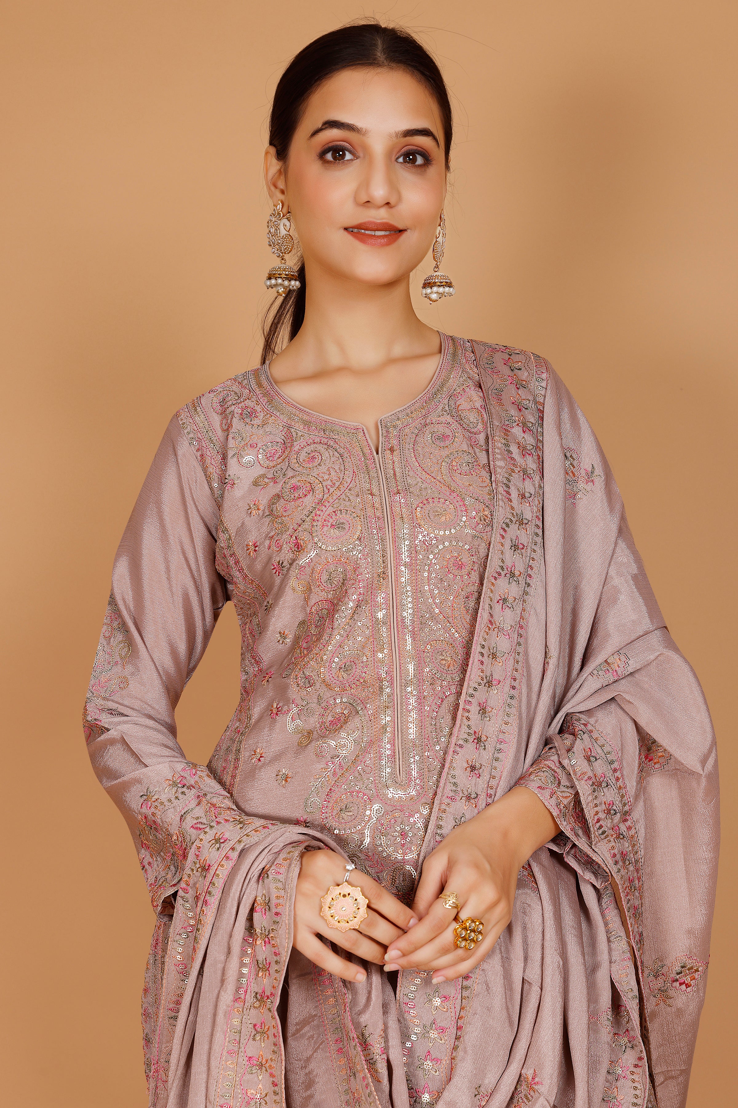 Vamika Kamiz & Pant - Roop Darshan
