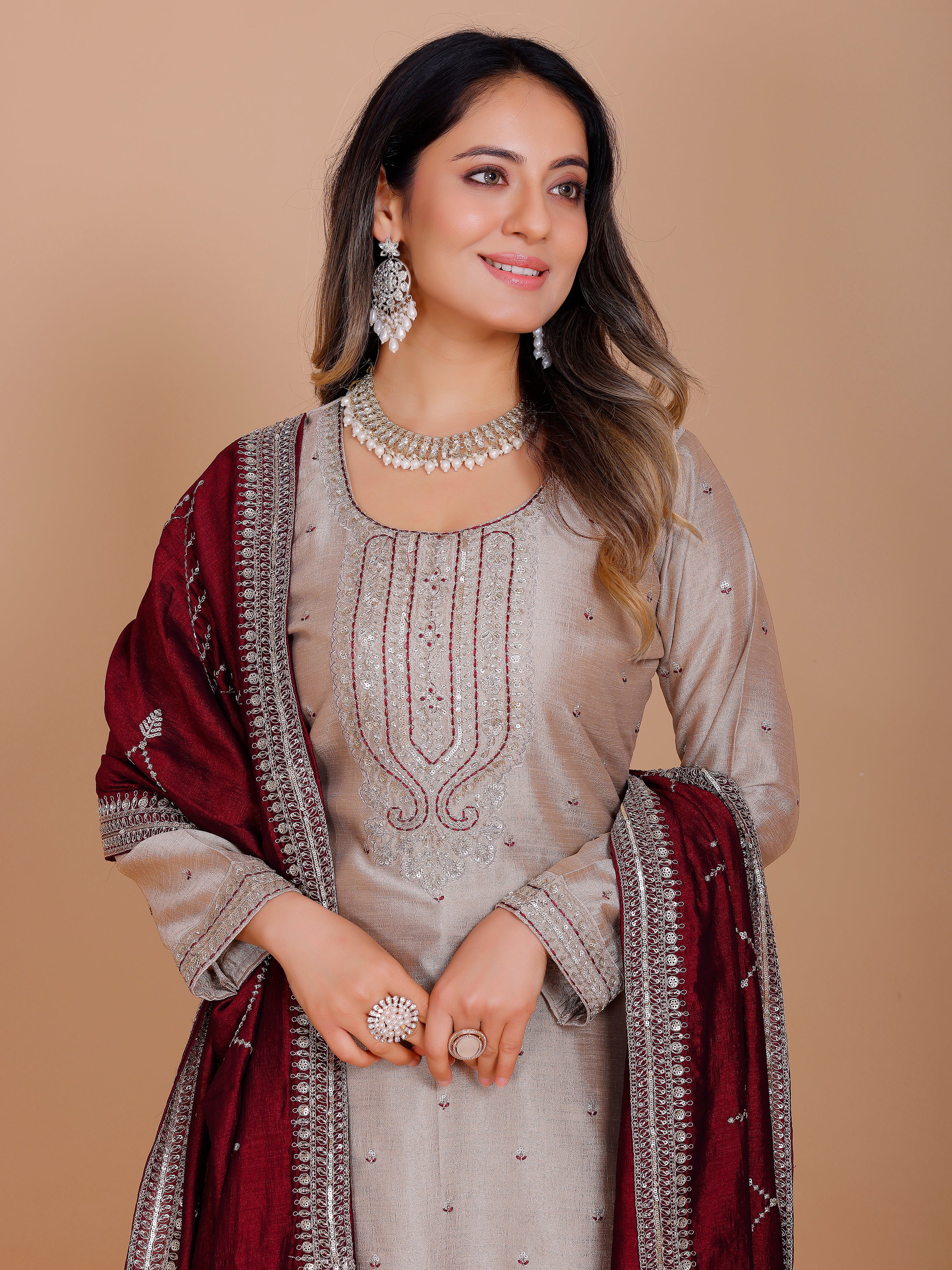 Mahima Kamiz & Pant - Roop Darshan