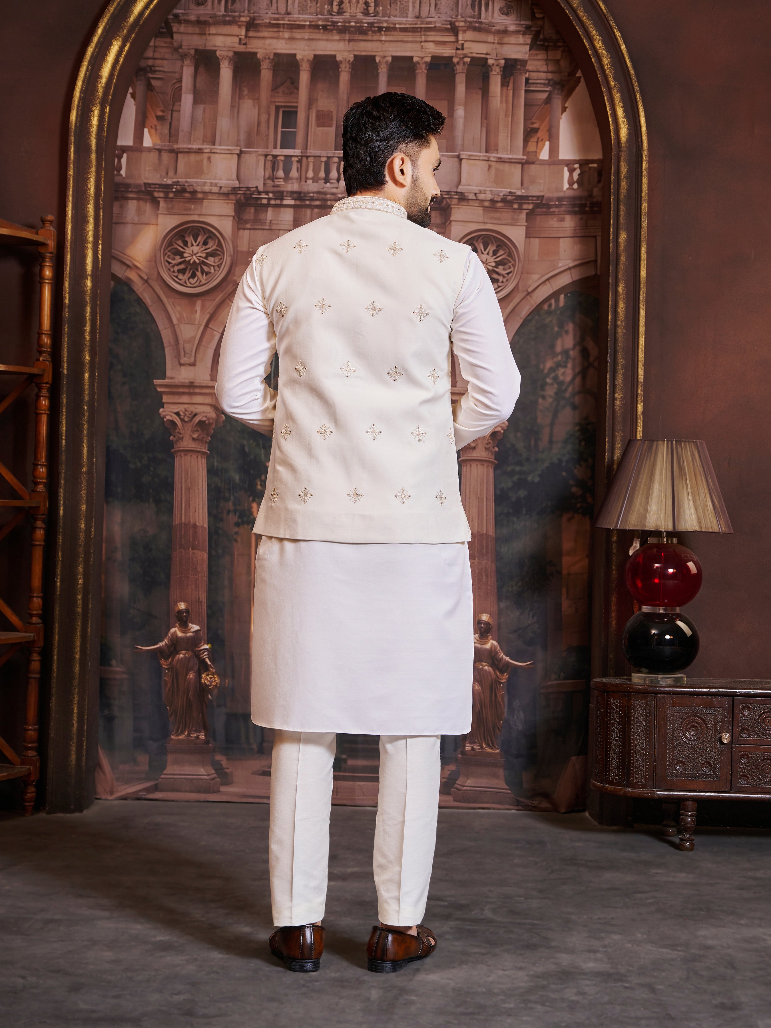 Mens Kurta Set With Jacket - Roop Darshan