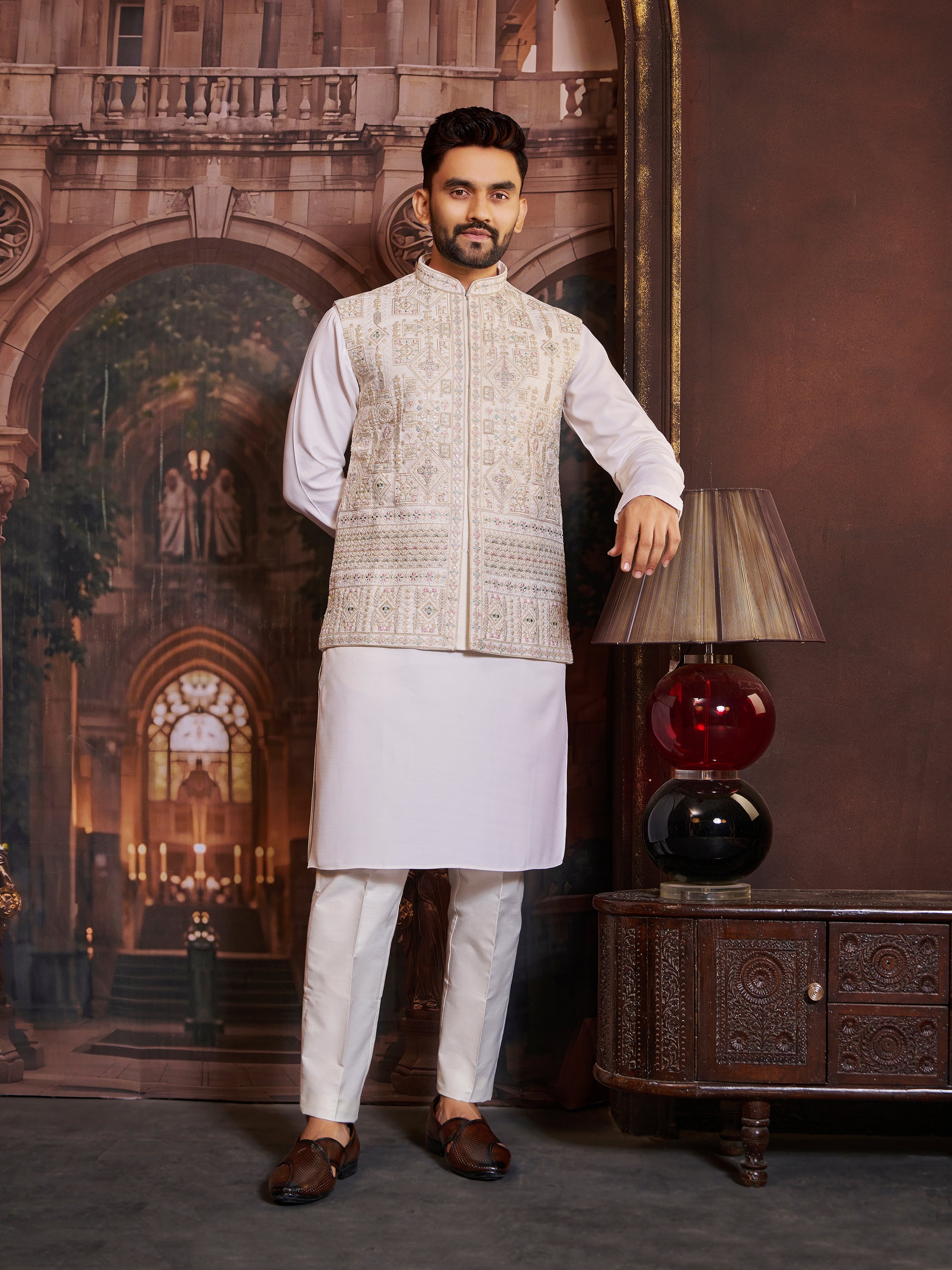 Mens Kurta Set With Jacket - Roop Darshan