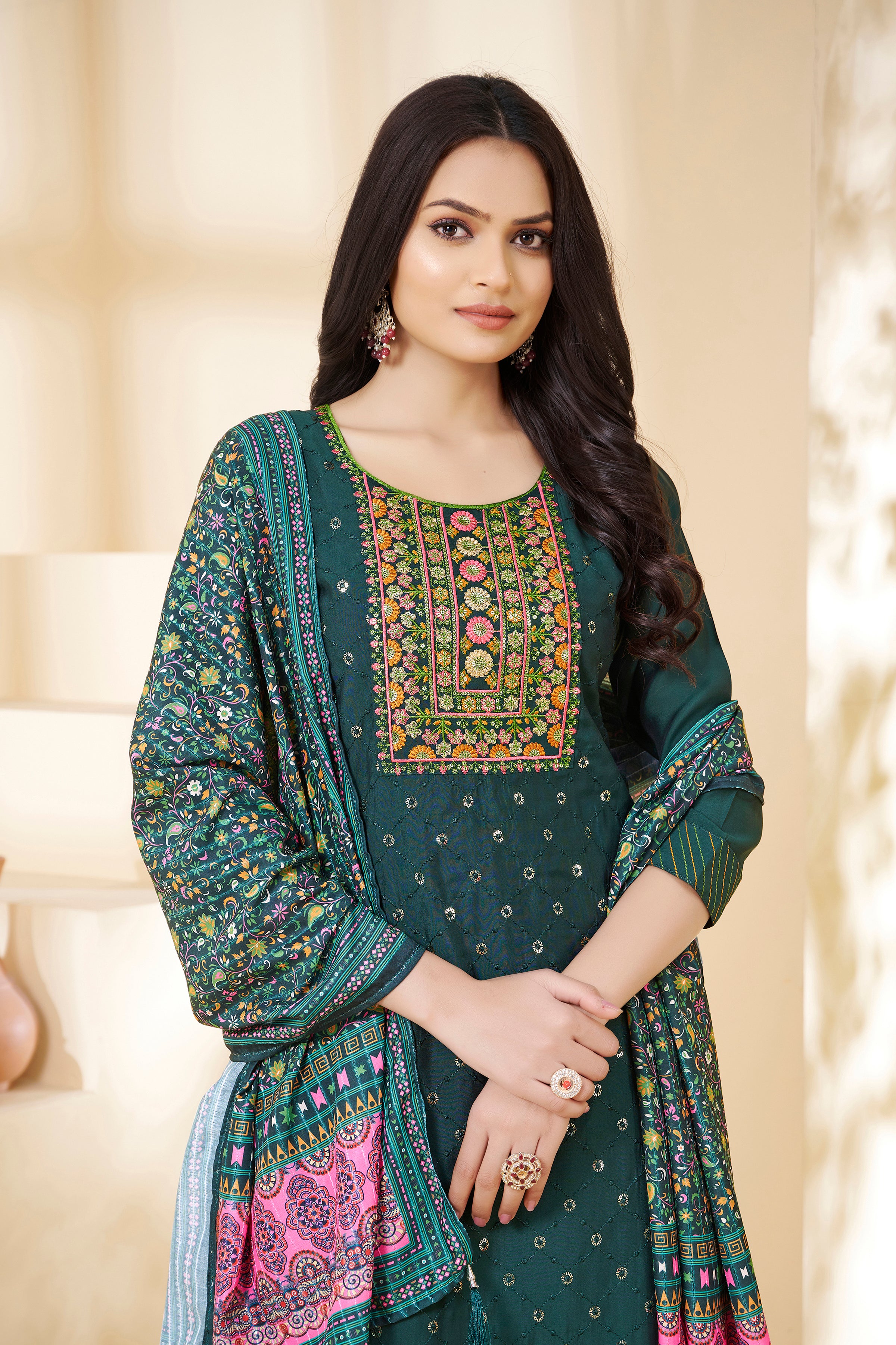 Rasna Kamiz & Pant - Roop Darshan
