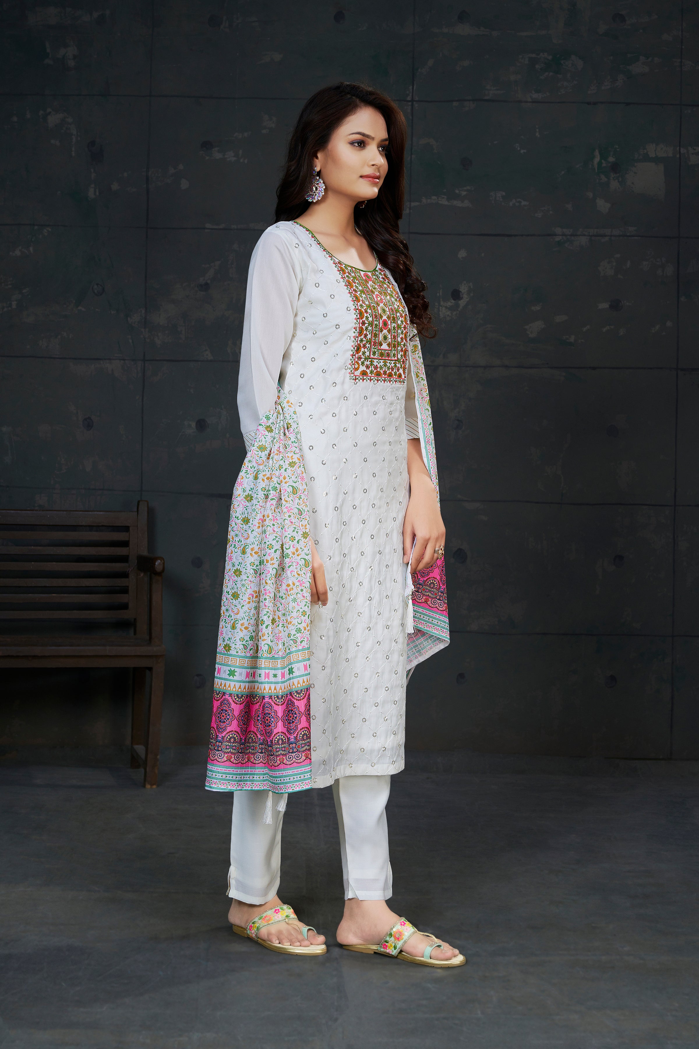 Rasna Kamiz & Pant - Roop Darshan