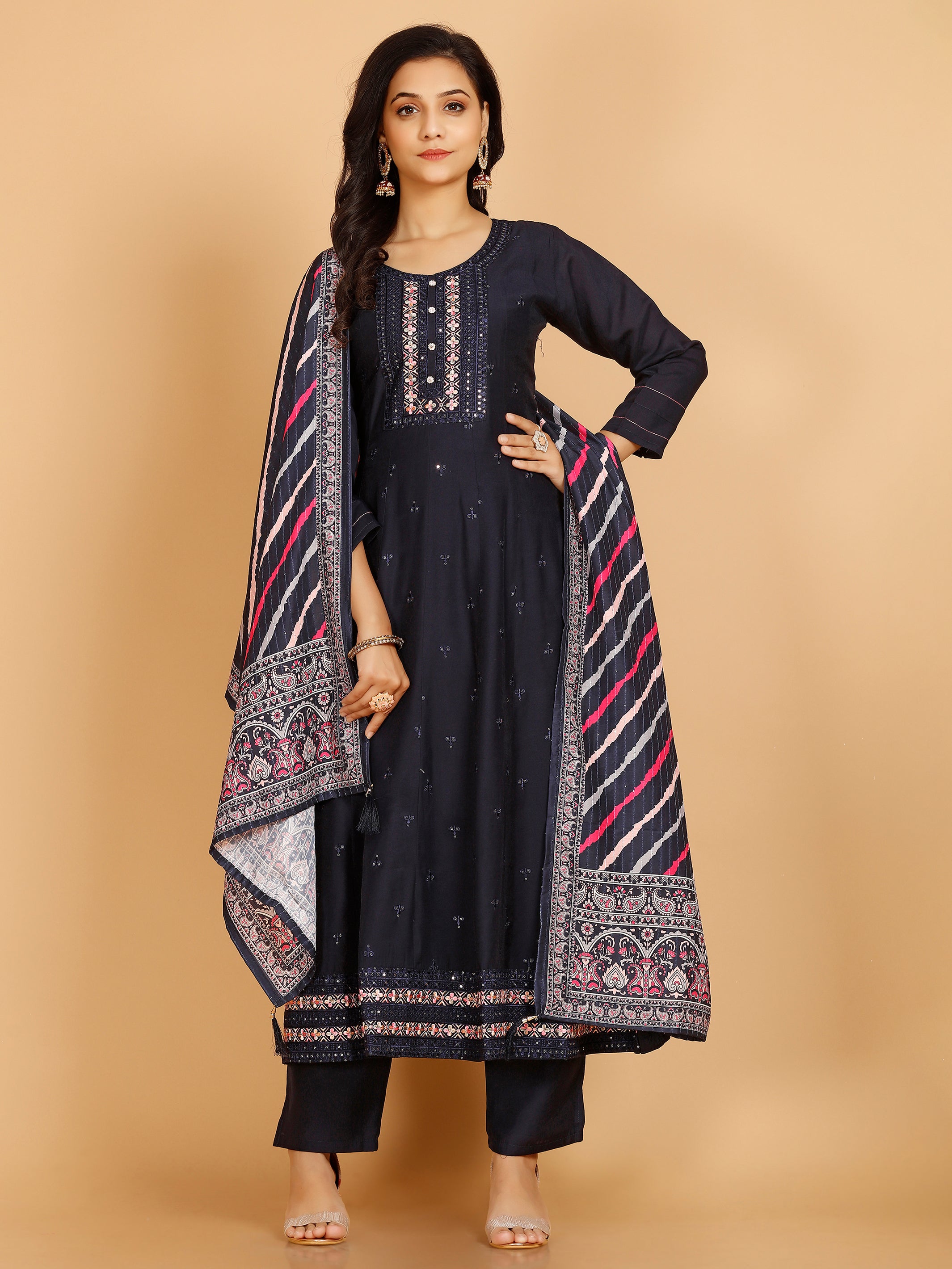 Maya Kamiz & Pant - Roop Darshan