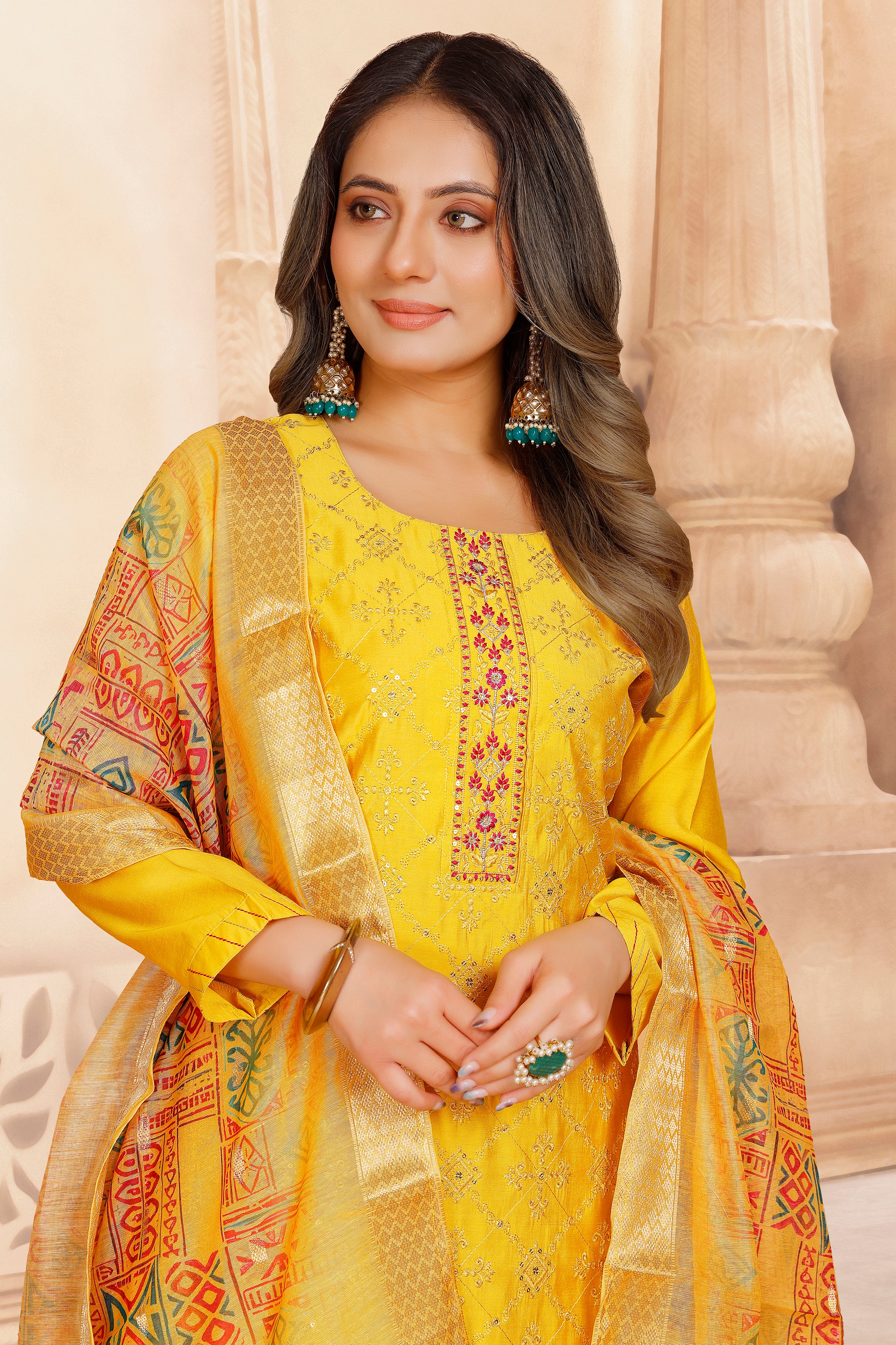 Krisha Kamiz & Pant - Roop Darshan