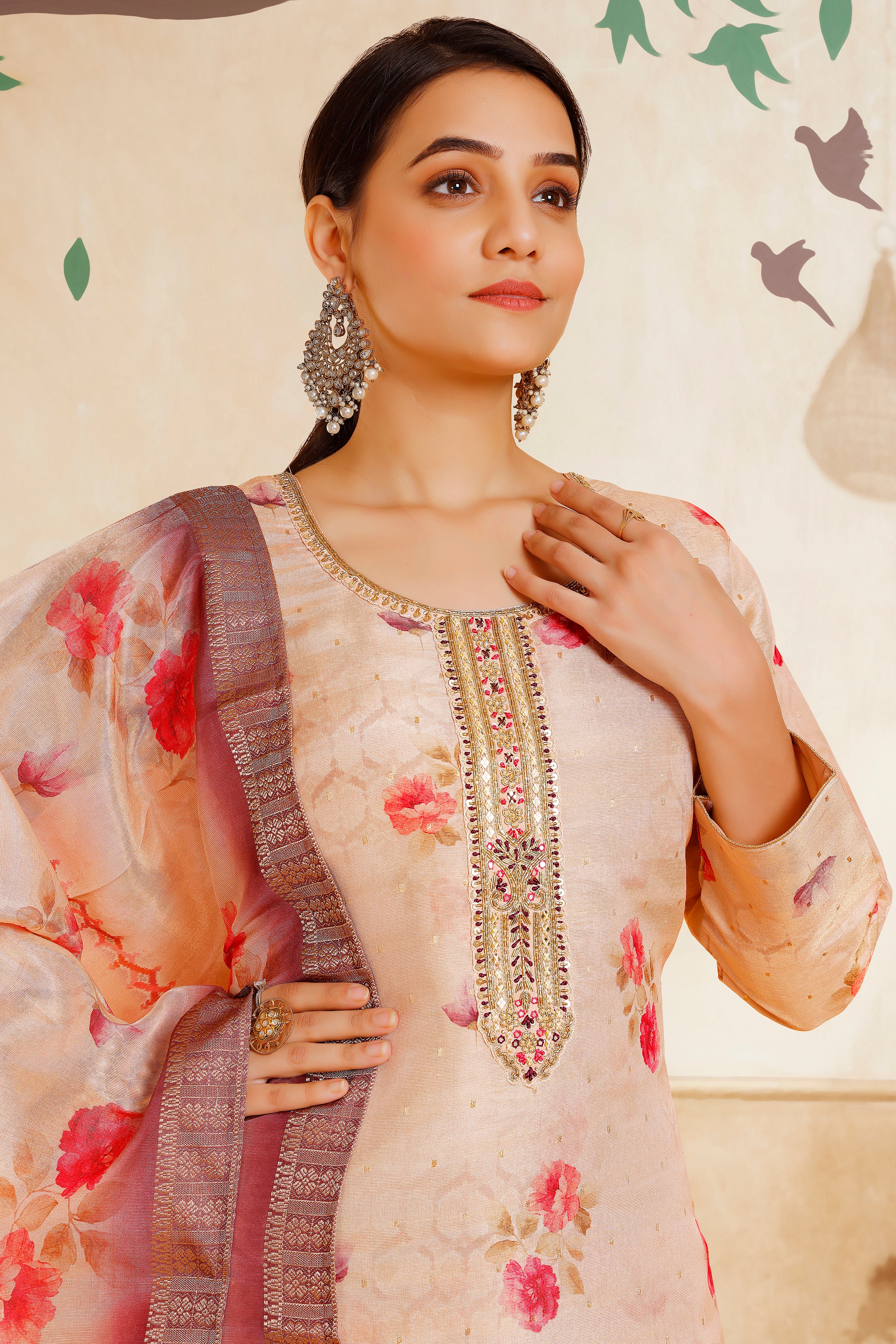 Vani Kamiz & Pant - Roop Darshan