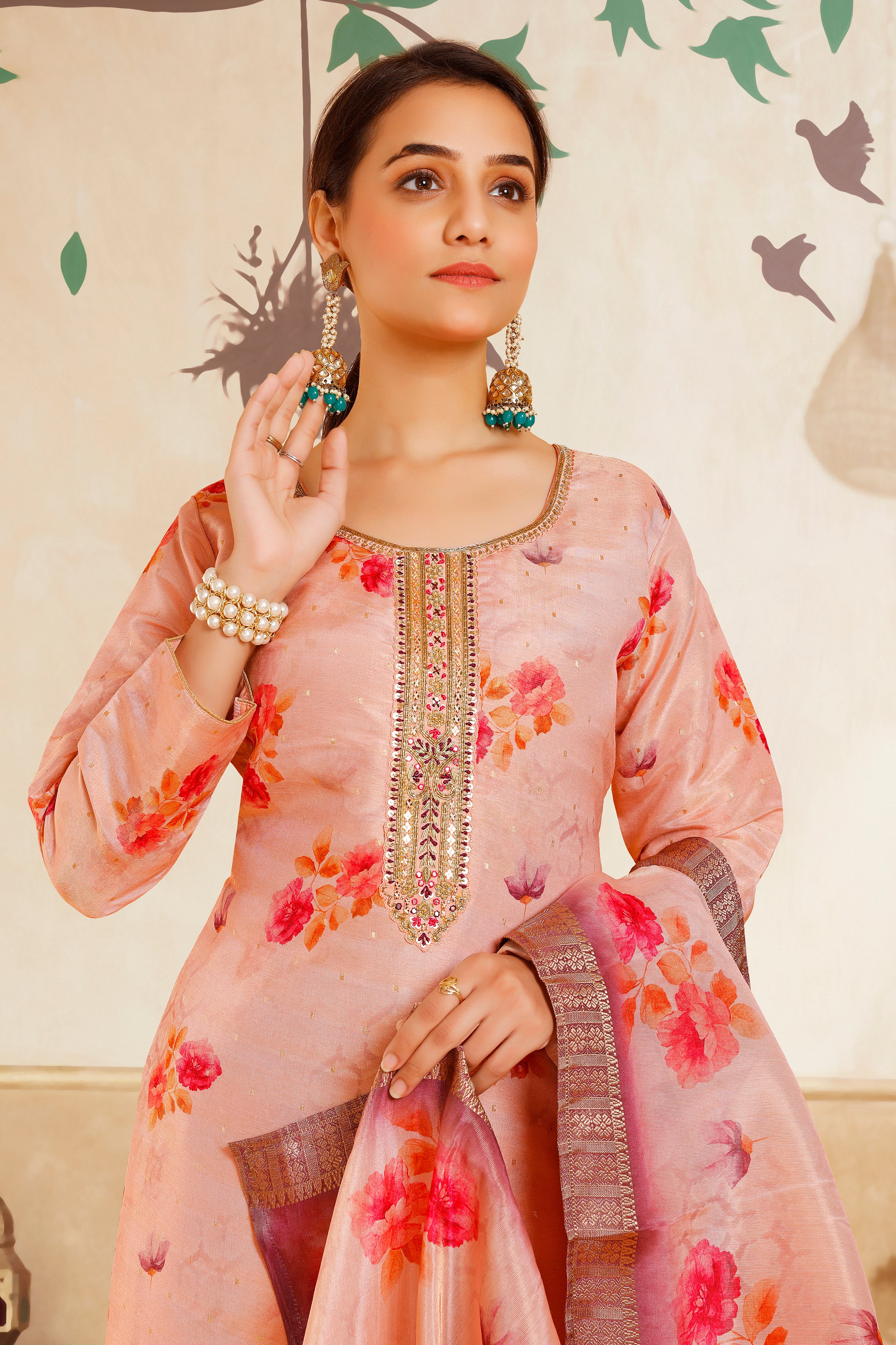 Vani Kamiz & Pant - Roop Darshan