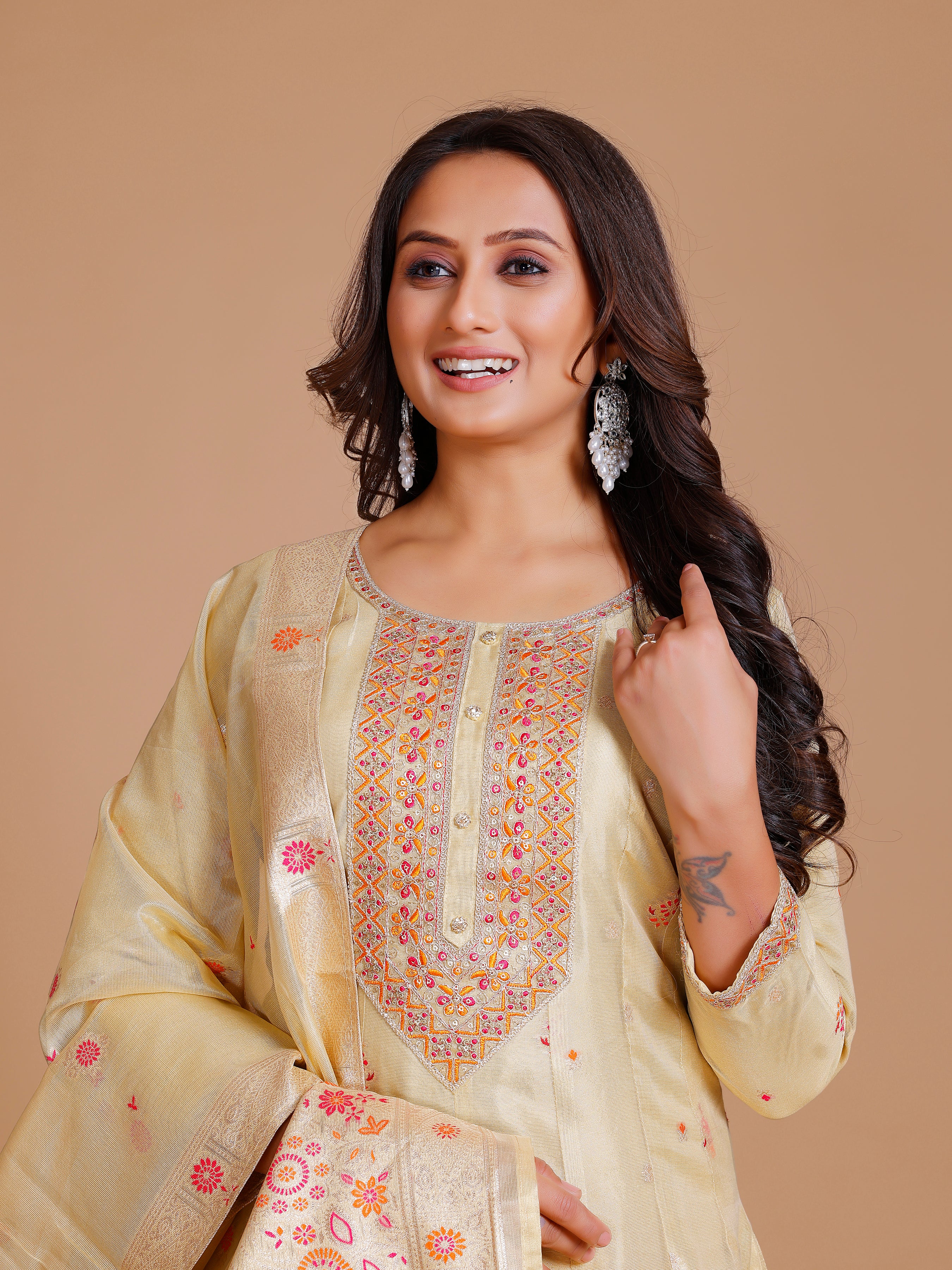 Kashish Flair Kamiz & Pant - Roop Darshan