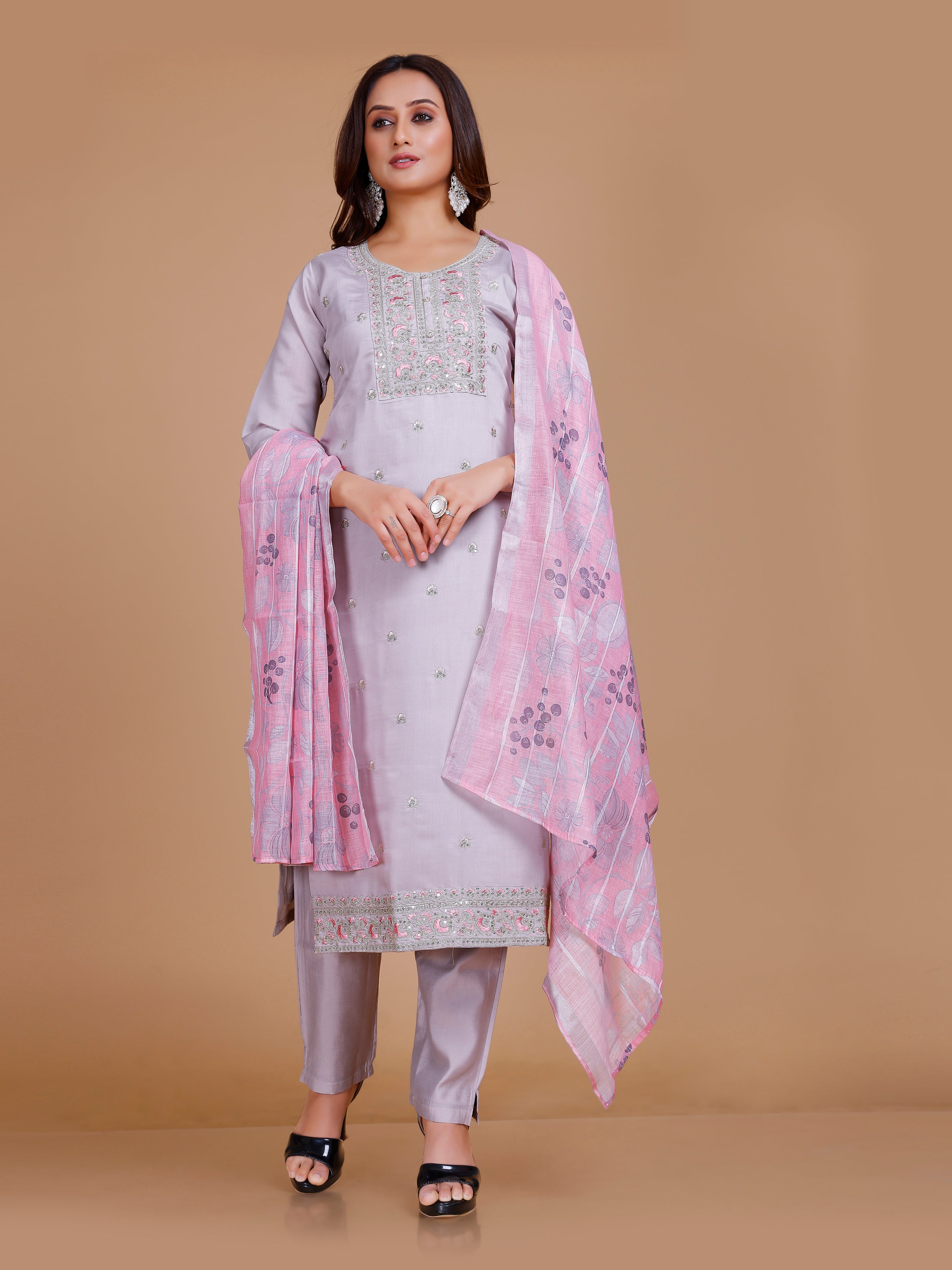 Khushi Kamiz & Pant - Roop Darshan
