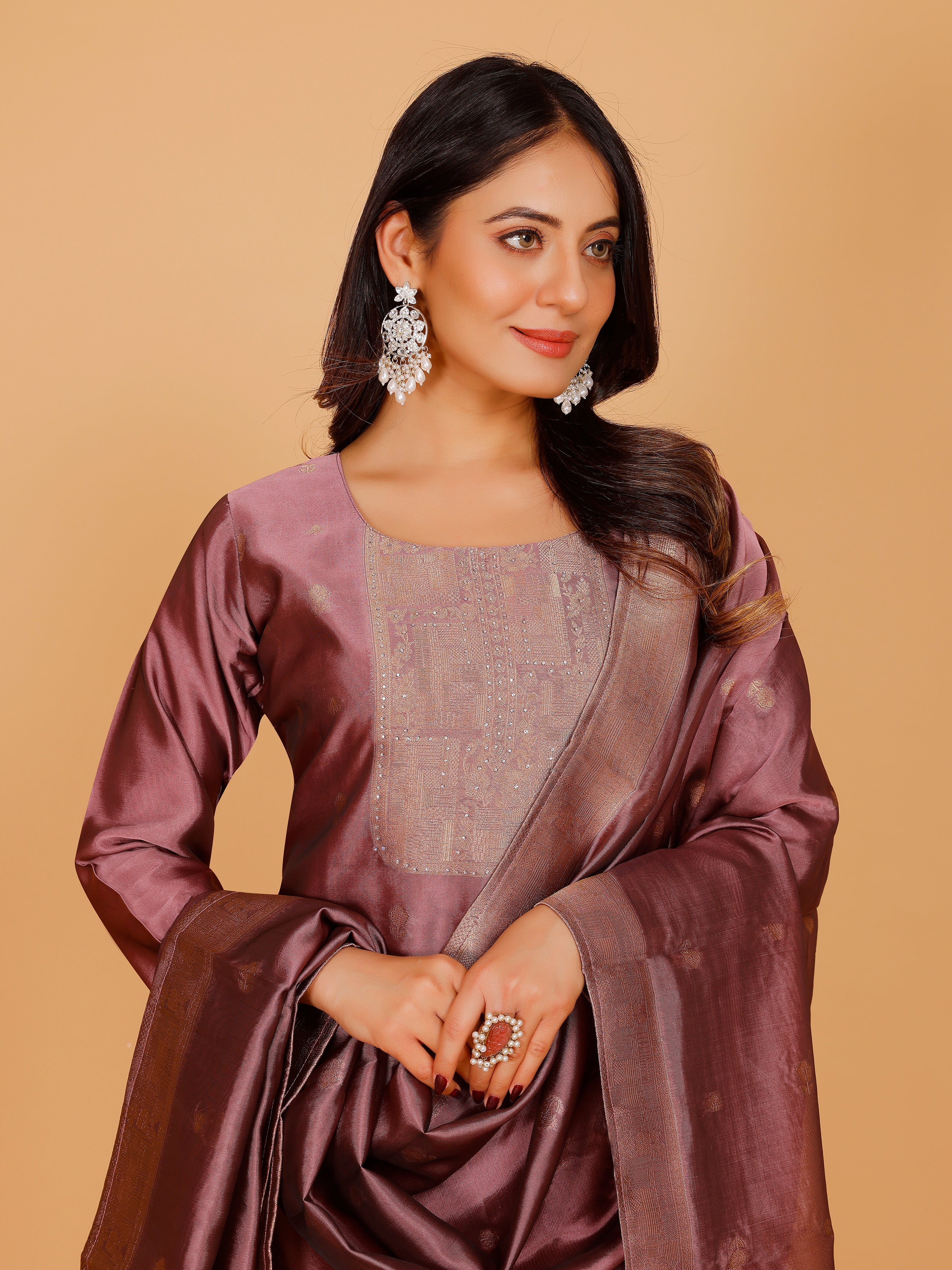 Vibha Kamiz & Pant - Roop Darshan