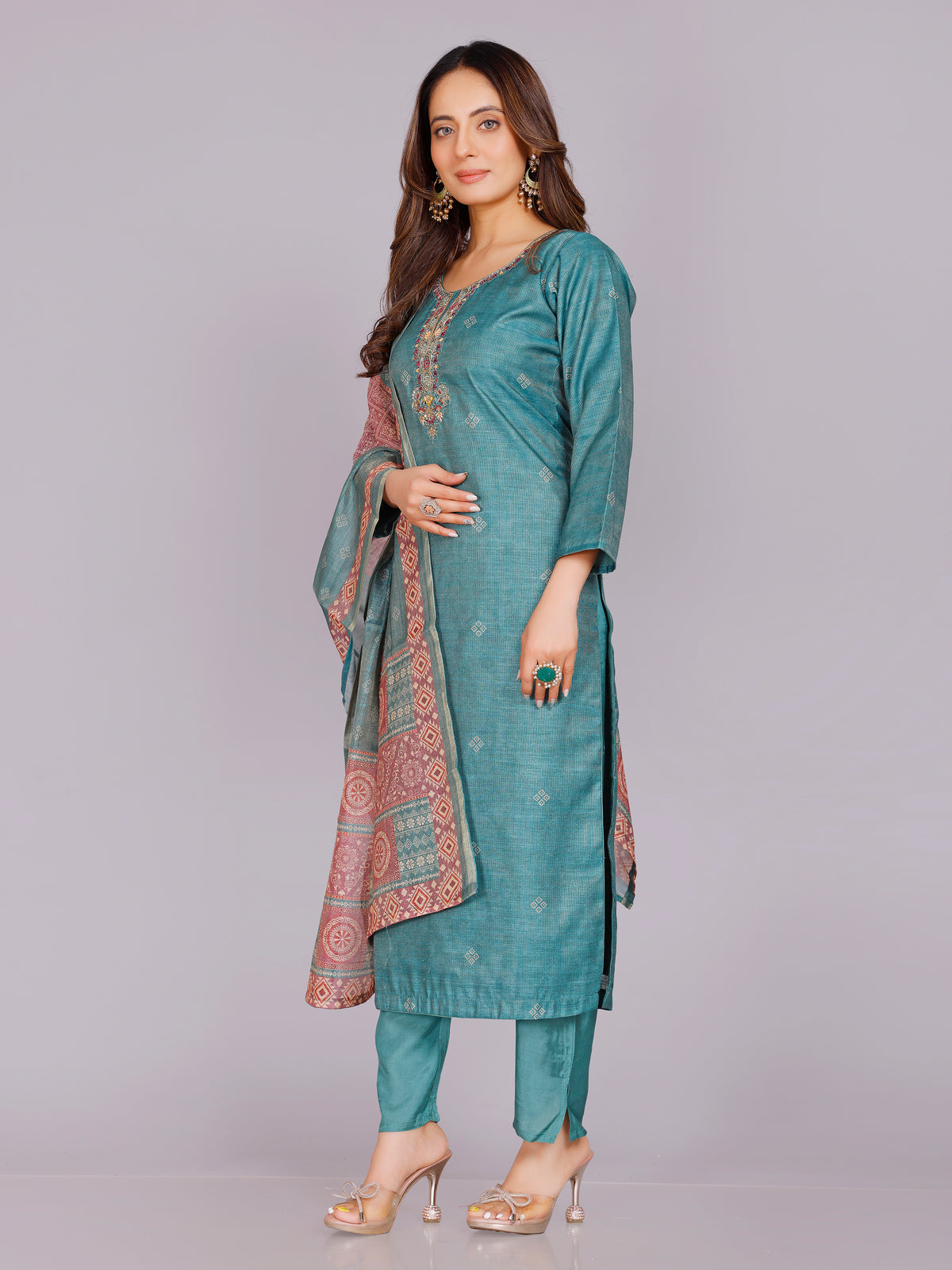 Asavari Silk Straight Suit