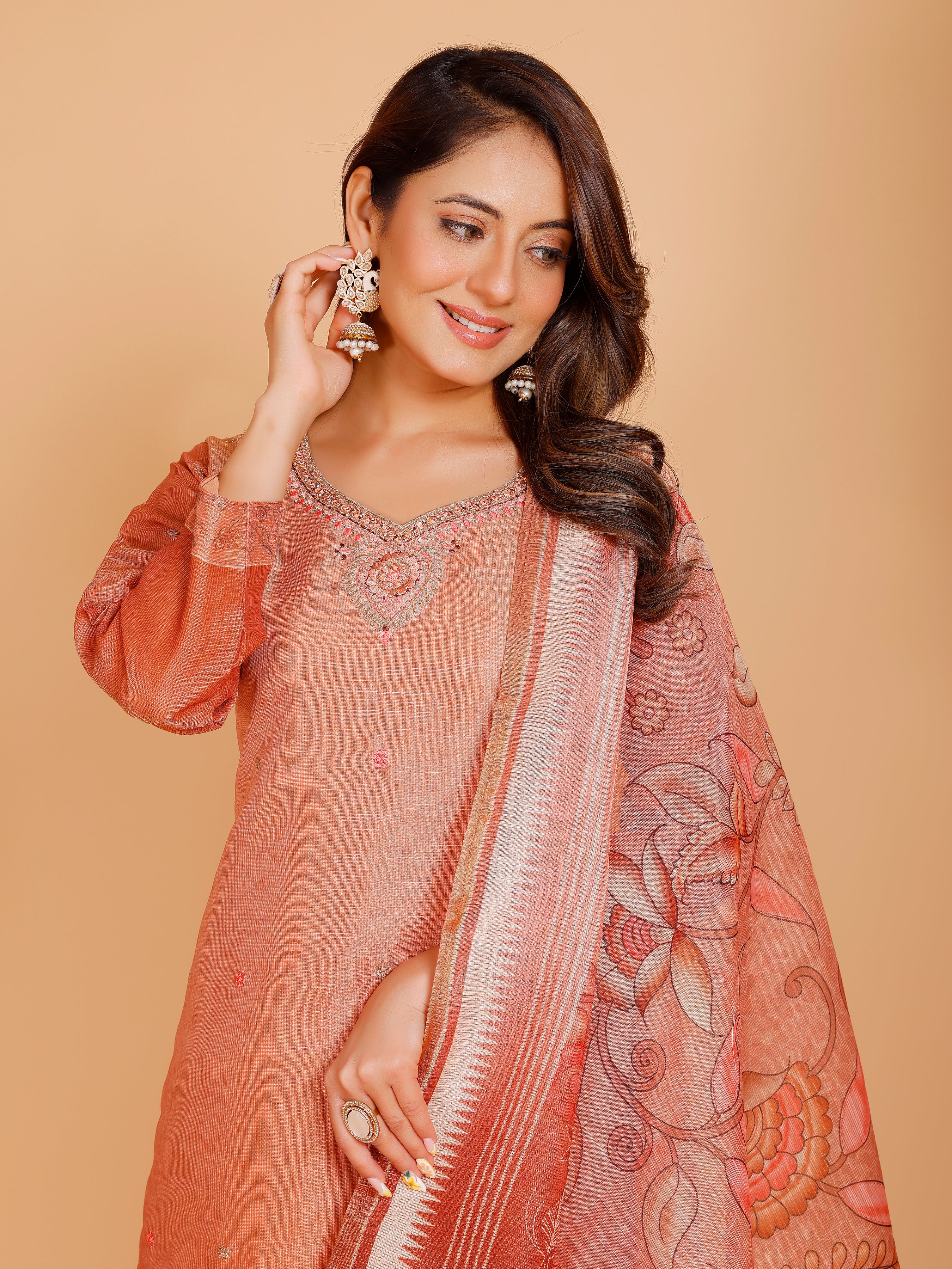 Nivedita Kamiz & Pant