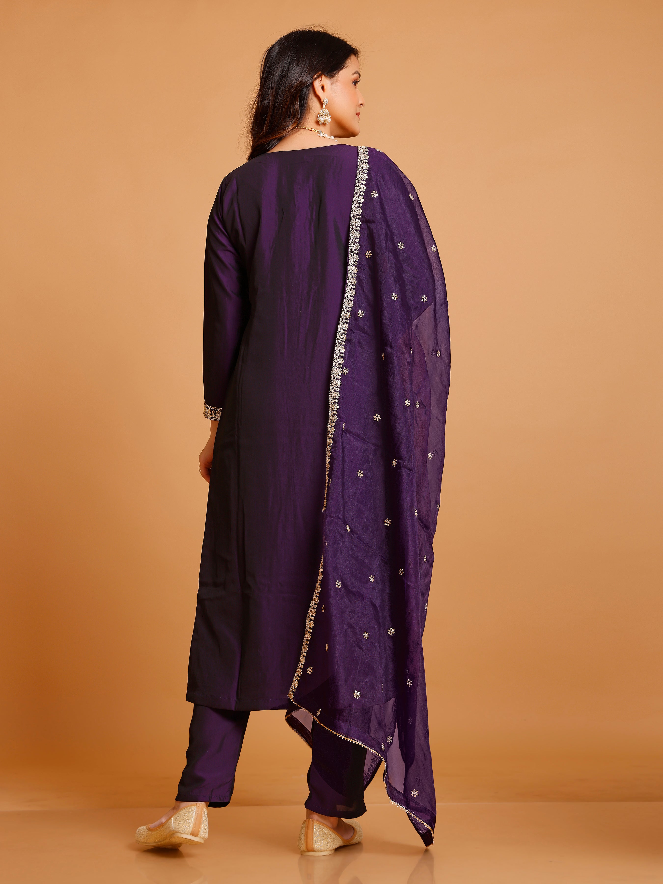 Ruhi Kamiz & Pant - Roop Darshan