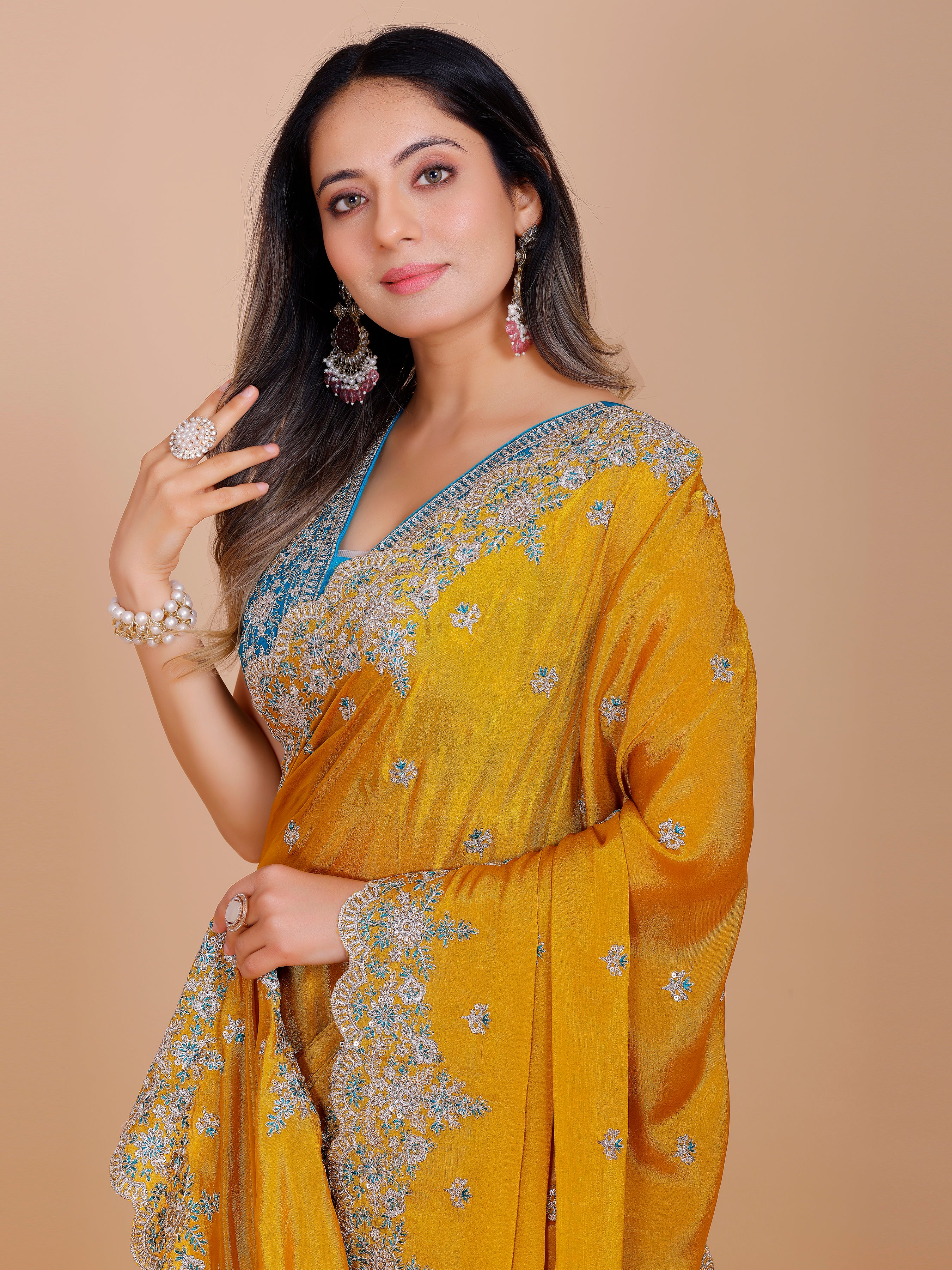 Mansi Saree