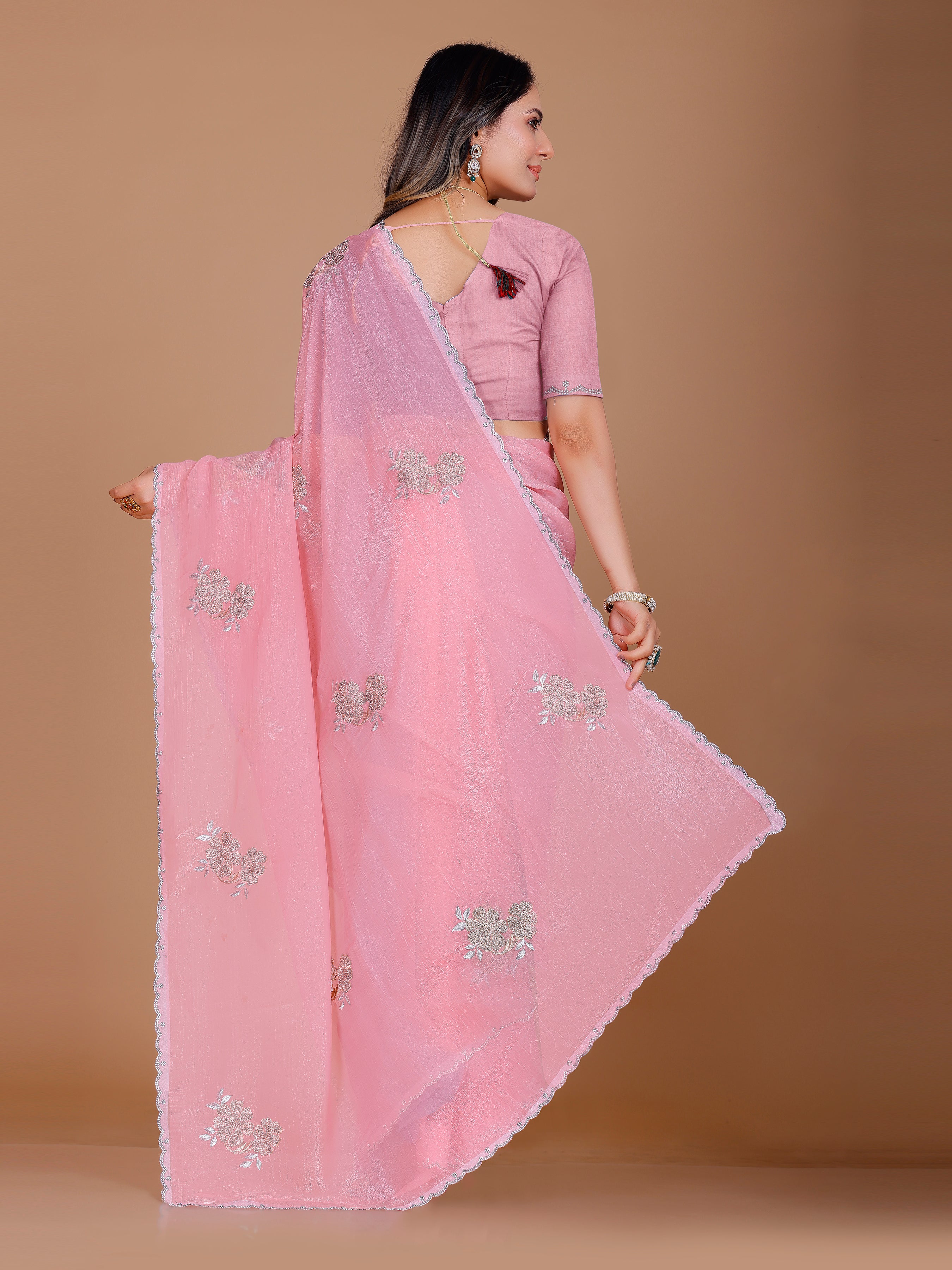 Anushka Saree