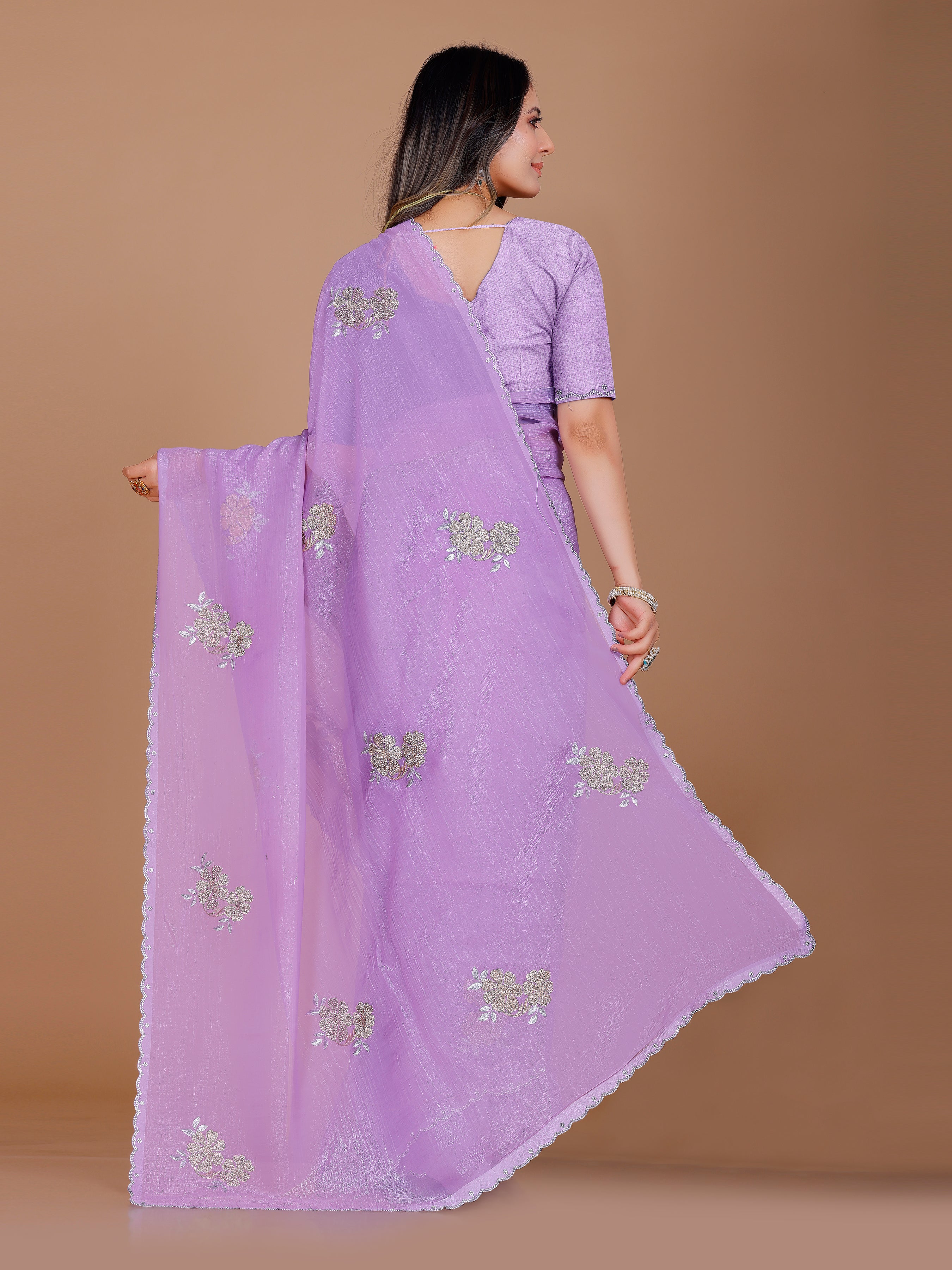 Anushka Saree