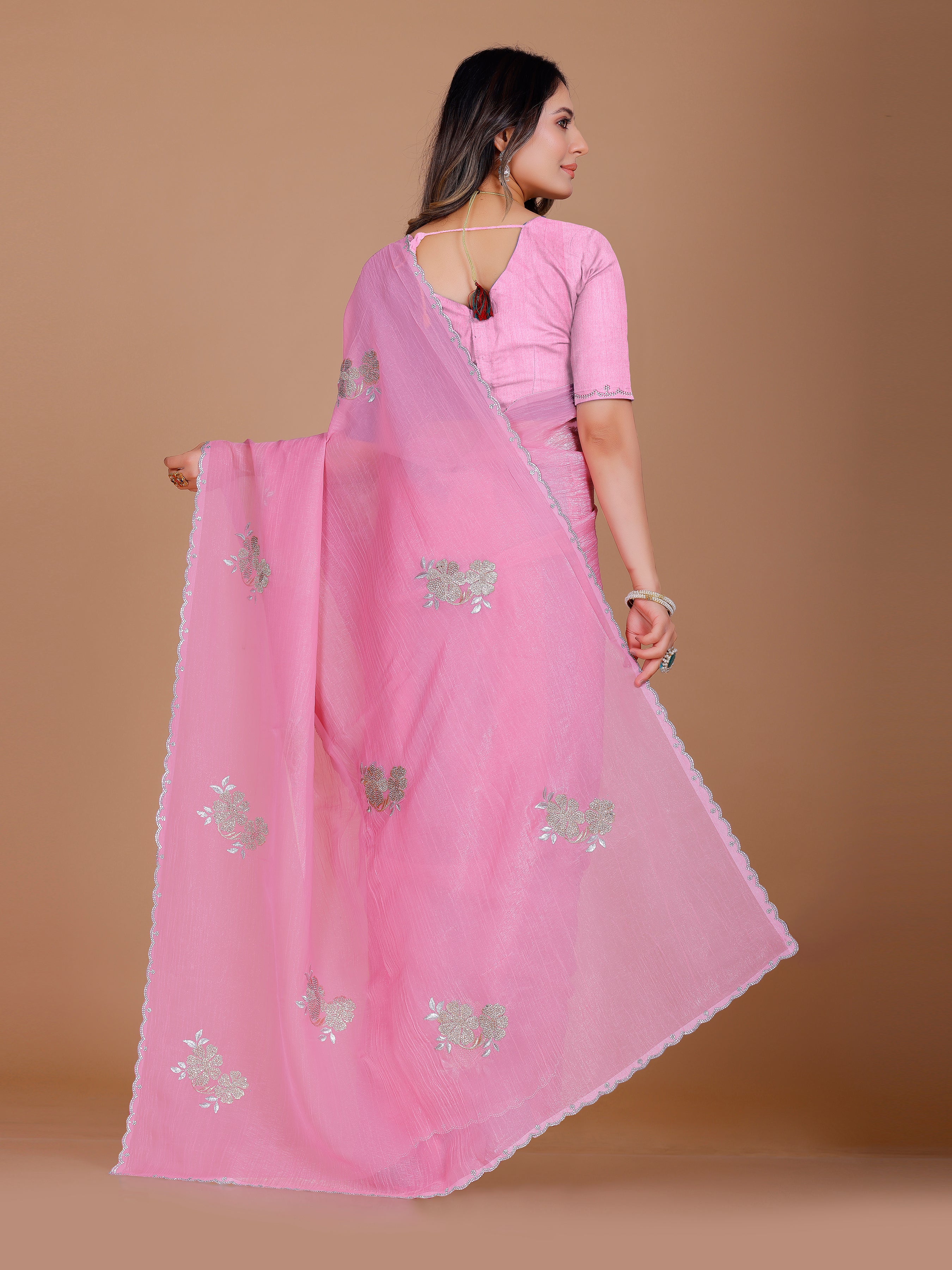 Anushka Saree