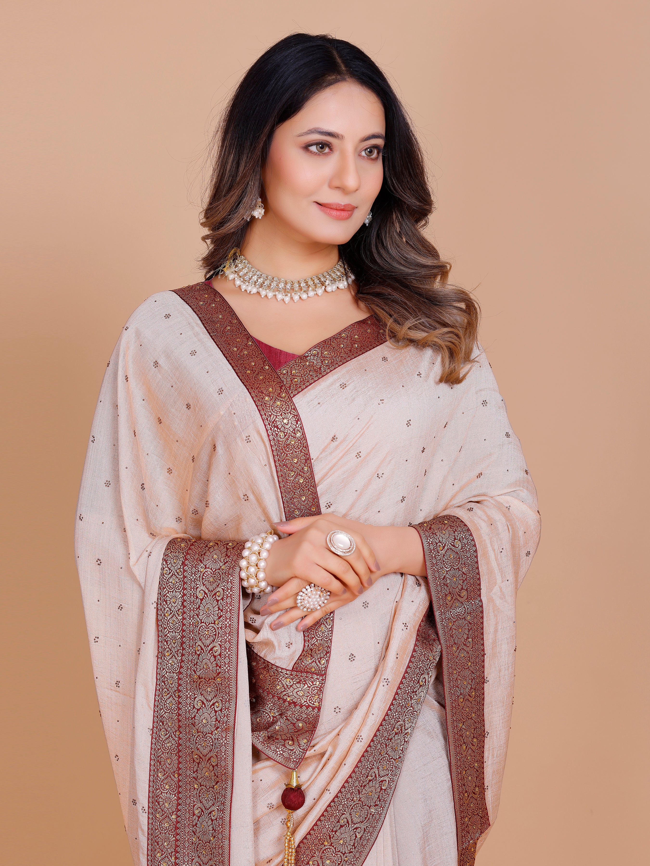 Anushka Saree - Roop Darshan