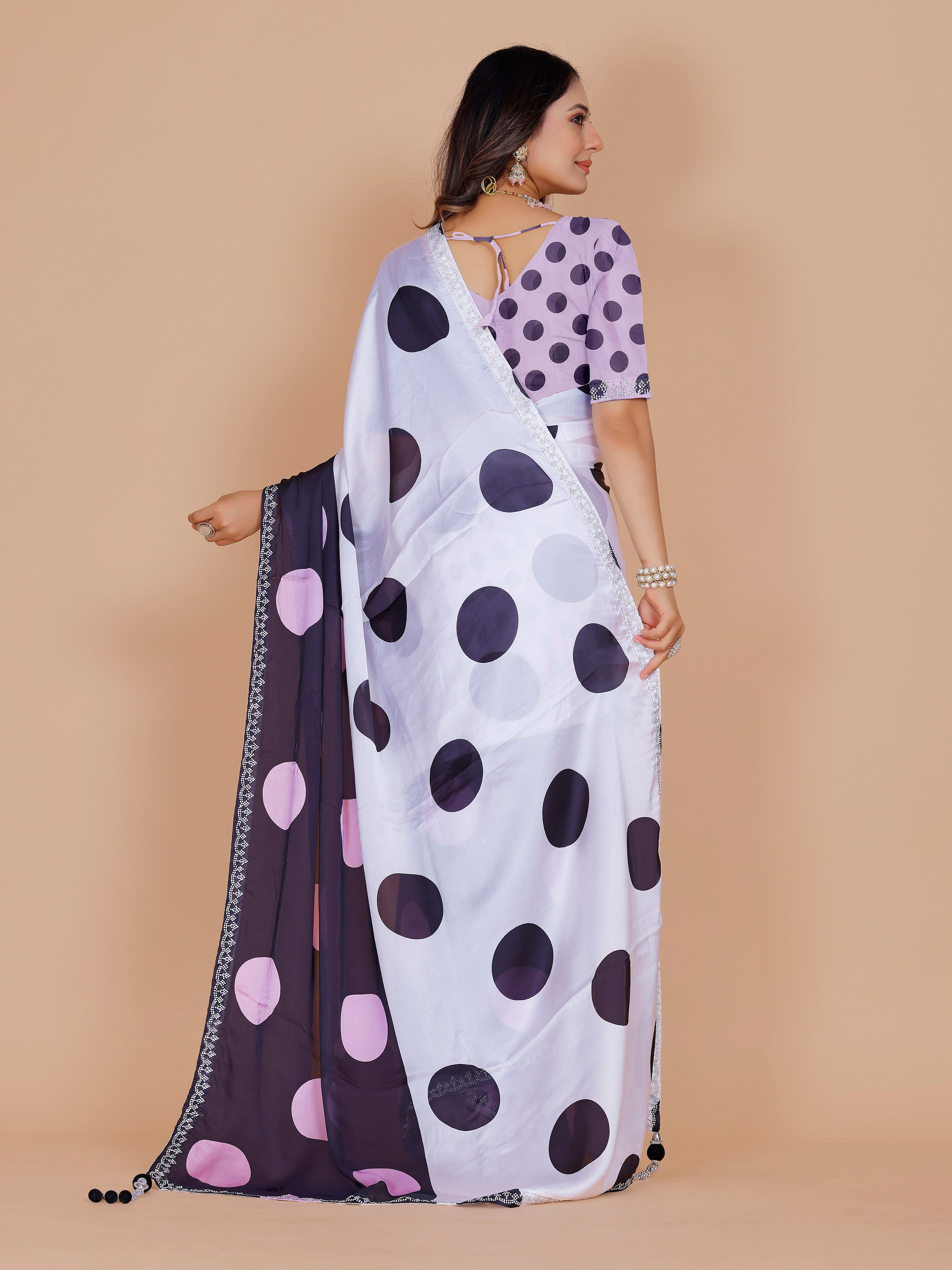 Shriya Saree - Roop Darshan
