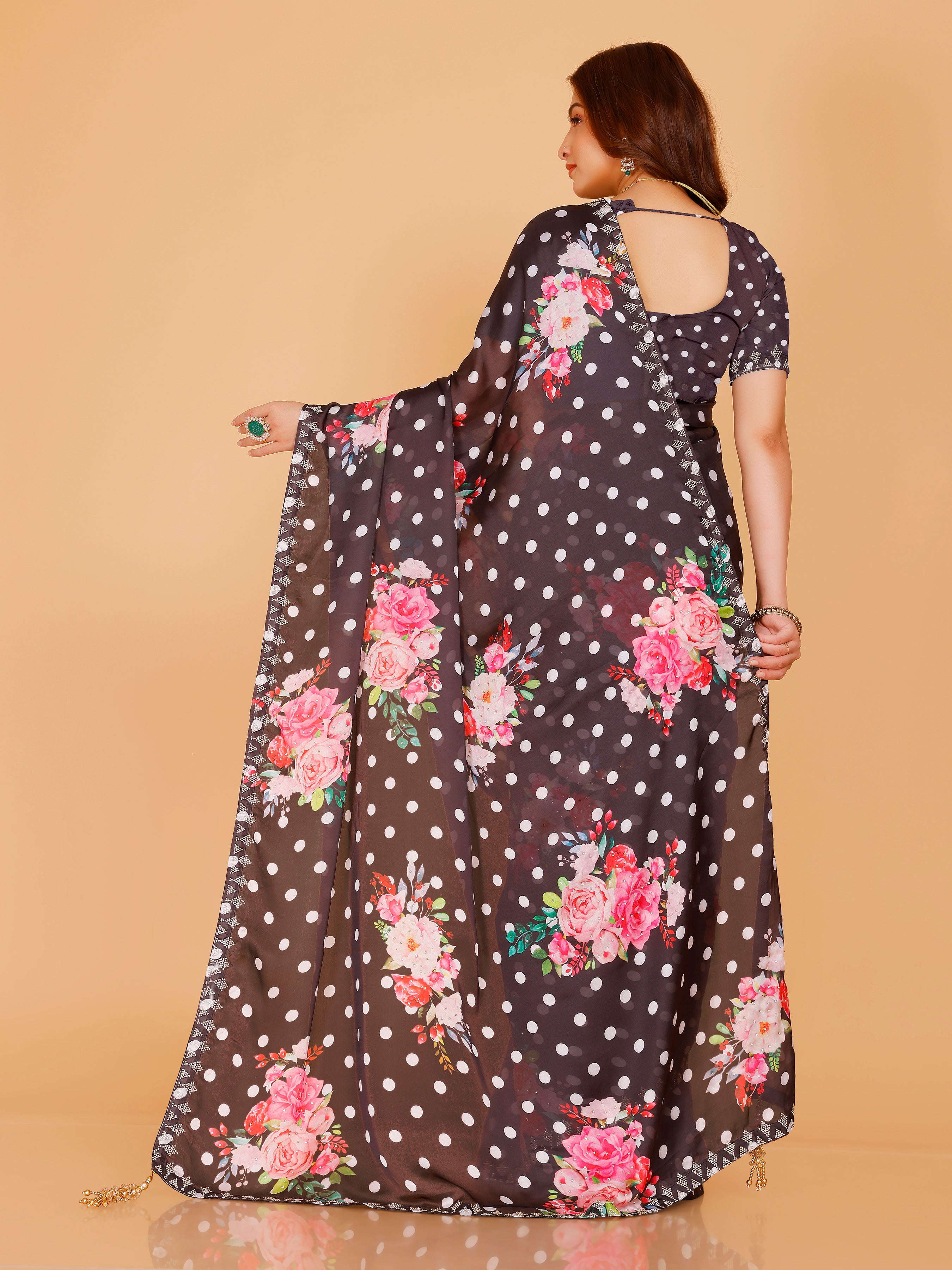 Vanshika Saree