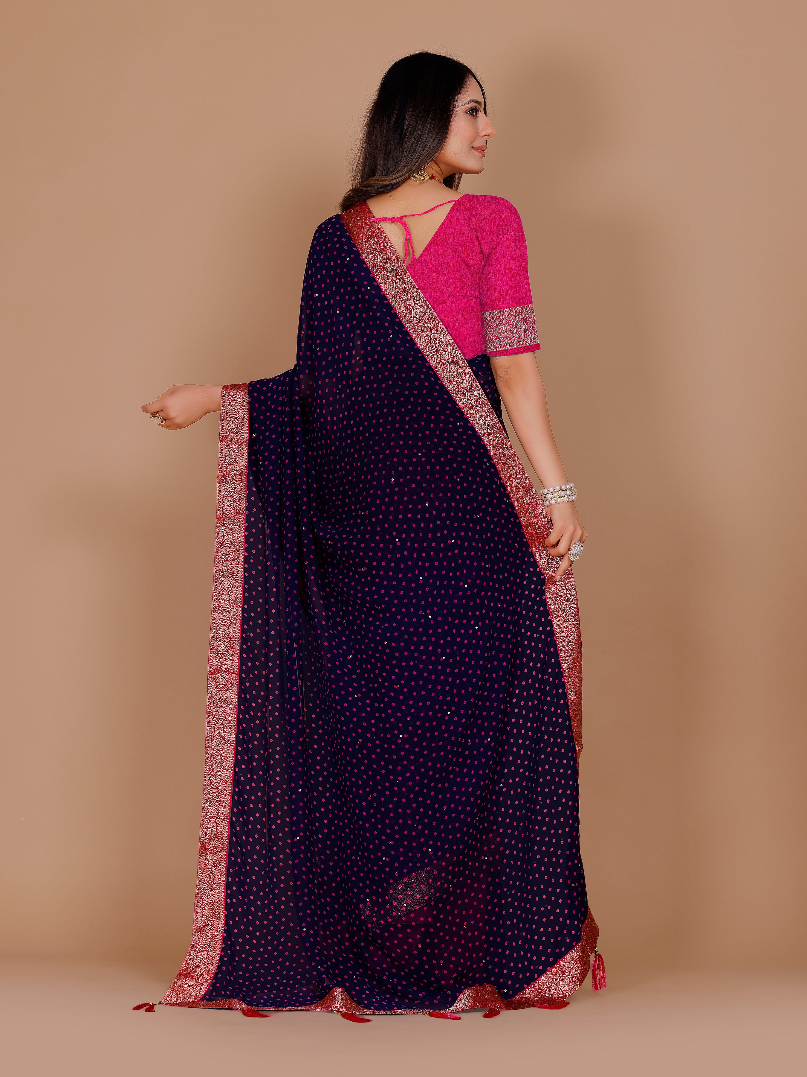 Abhira Saree - Roop Darshan