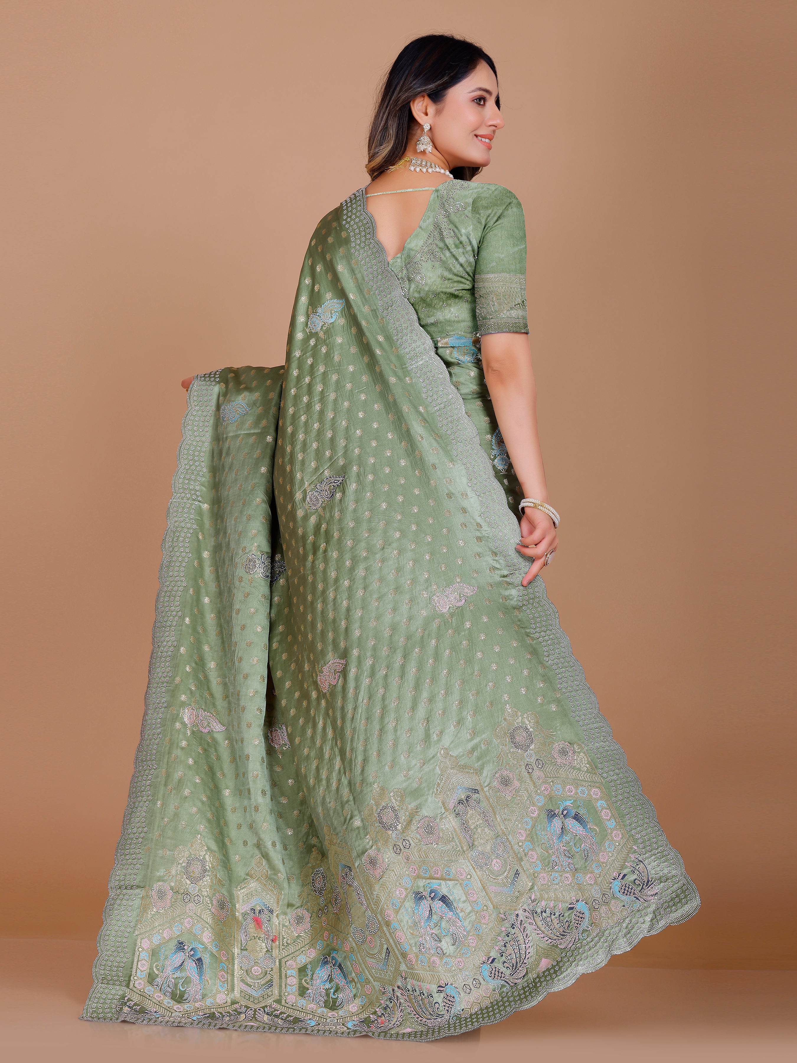 Anamika Saree