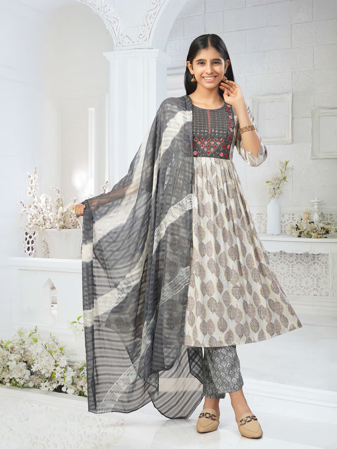 Veeha Rayon Printed Flair Suit