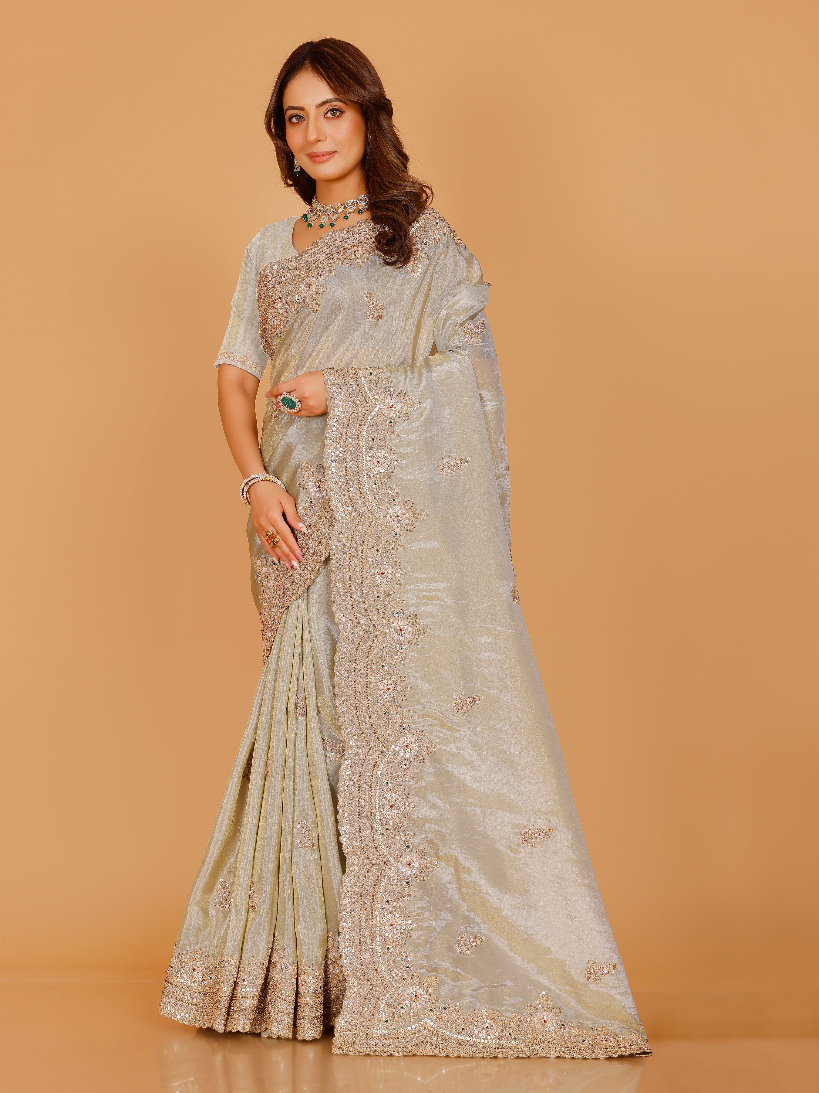 Harini Saree