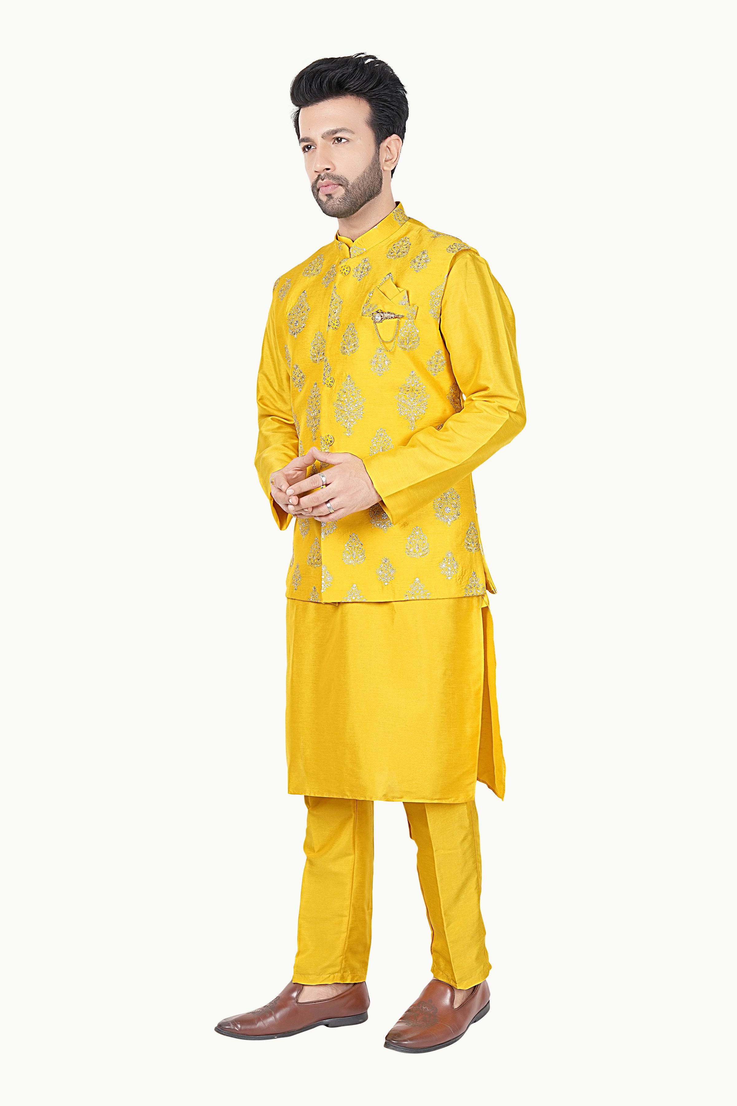 Mens Kurta Set With Jacket - Roop Darshan