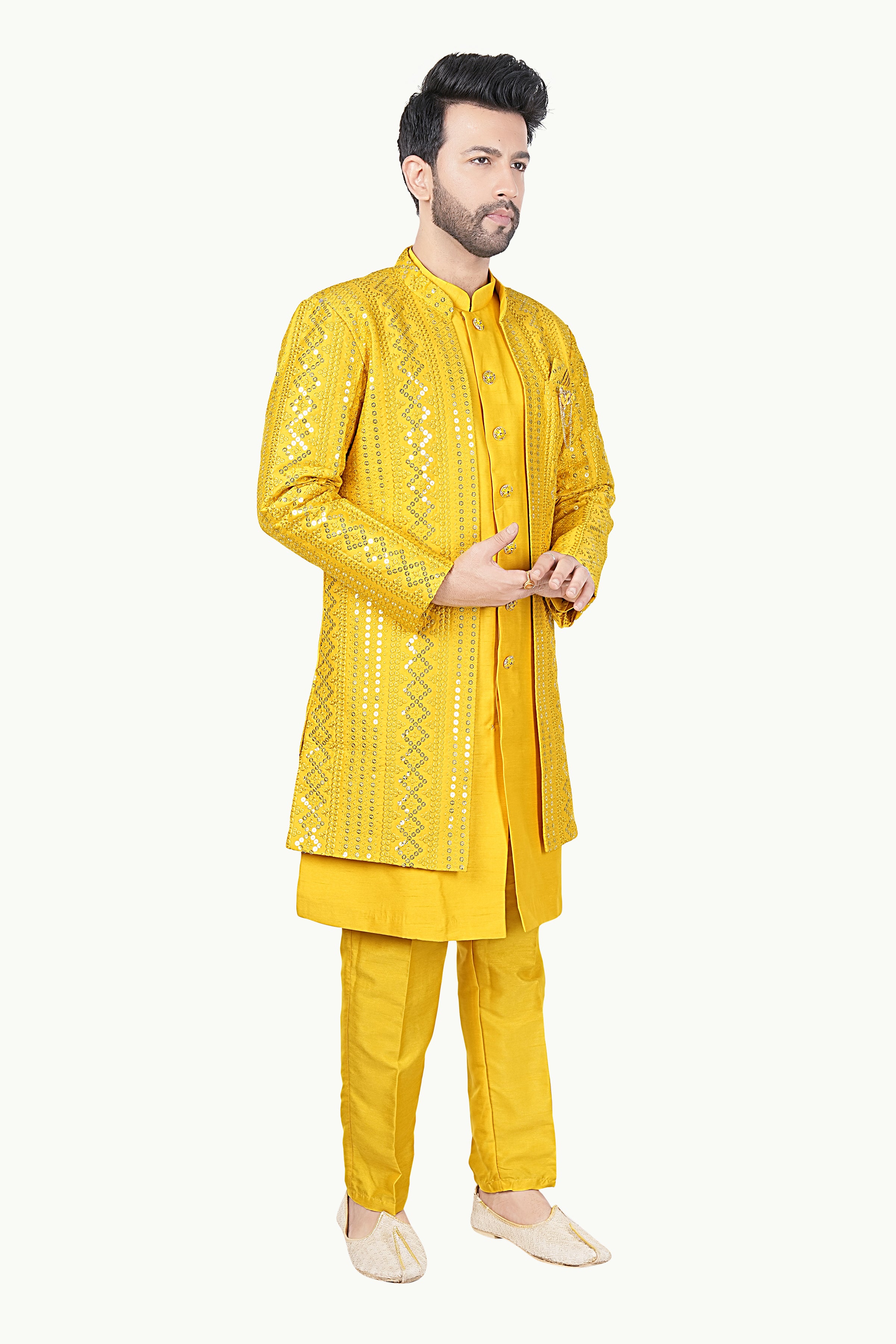 Mens Kurta Set With Jacket - Roop Darshan