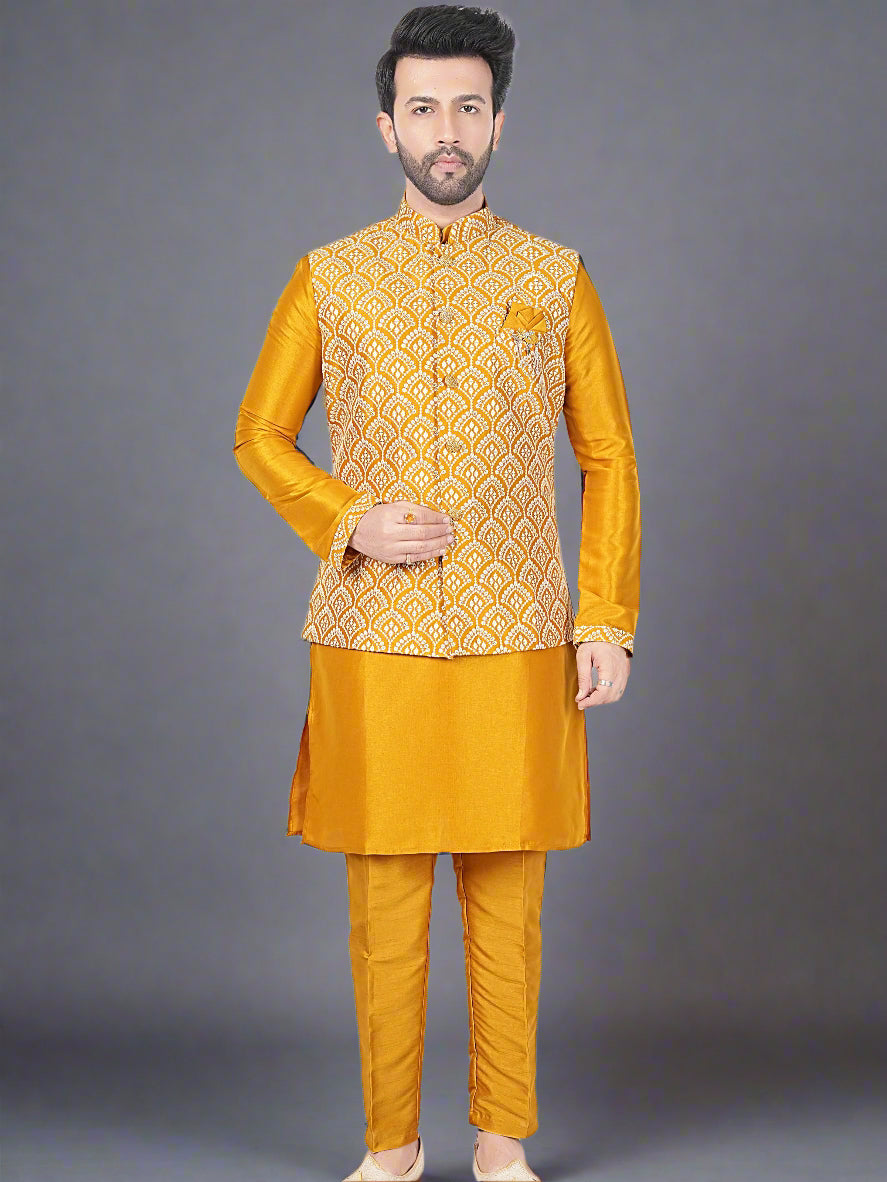 Mens Kurta Set With Jacket - Roop Darshan
