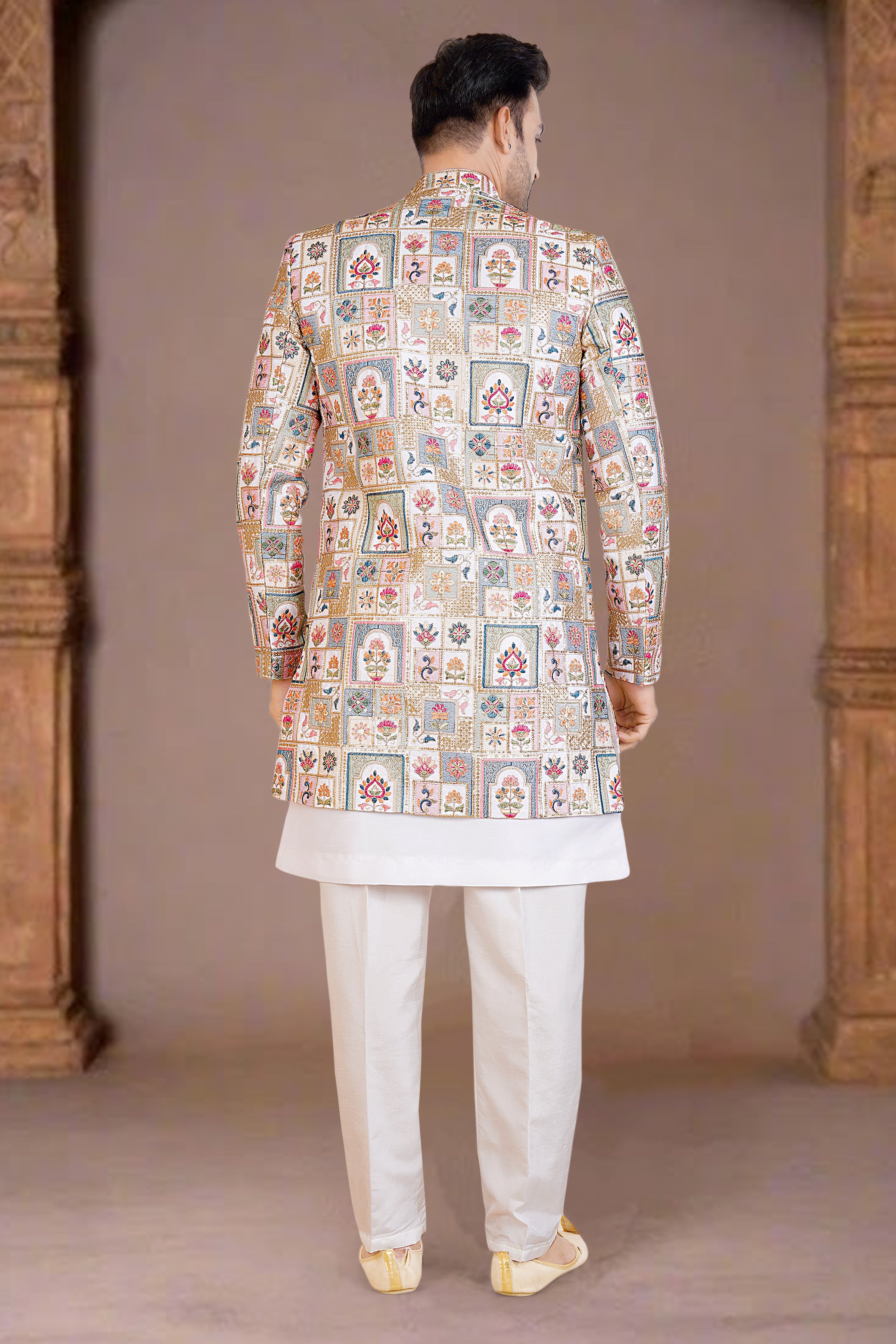 Mens Kurta Set With Jacket - Roop Darshan