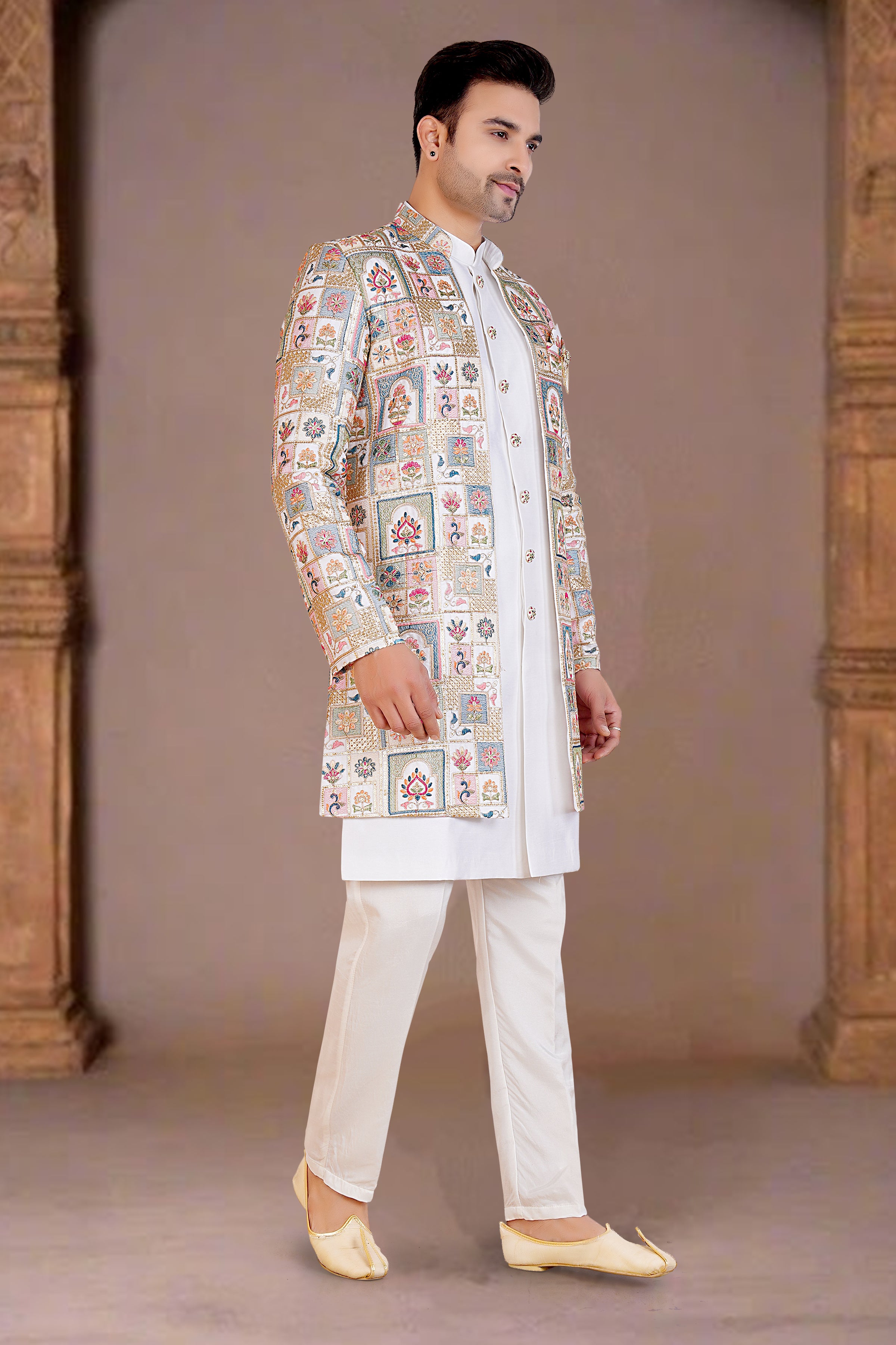Mens Kurta Set With Jacket - Roop Darshan