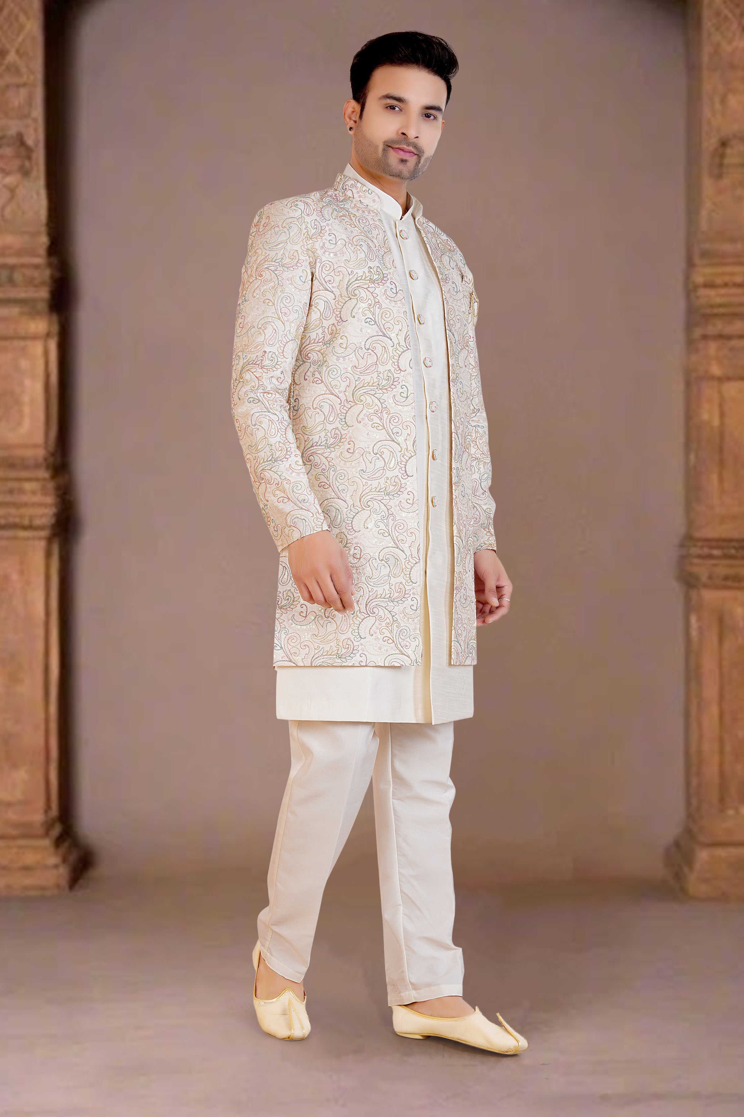 Mens Kurta Set With Jacket - Roop Darshan