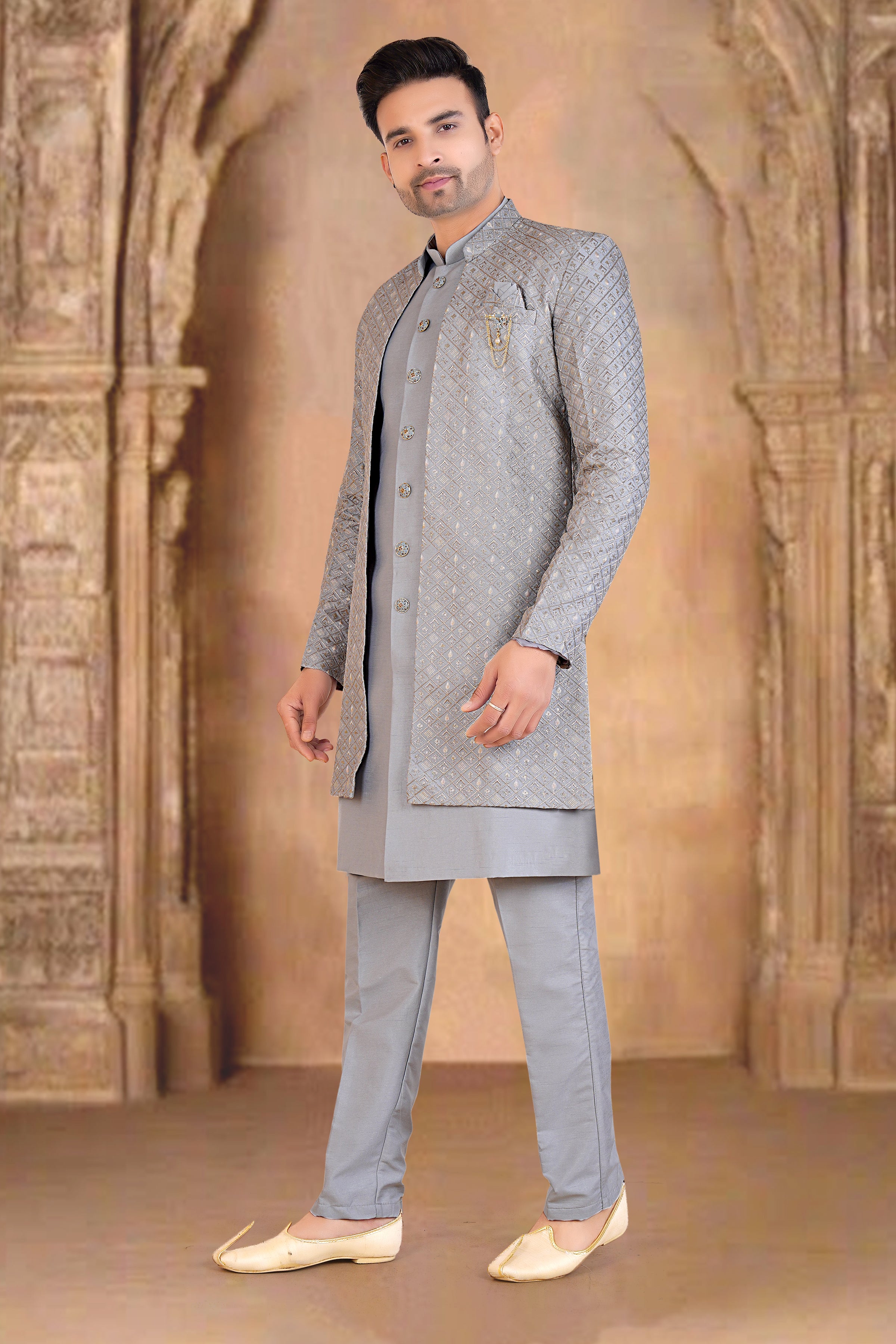 Mens Kurta Set With Jacket - Roop Darshan