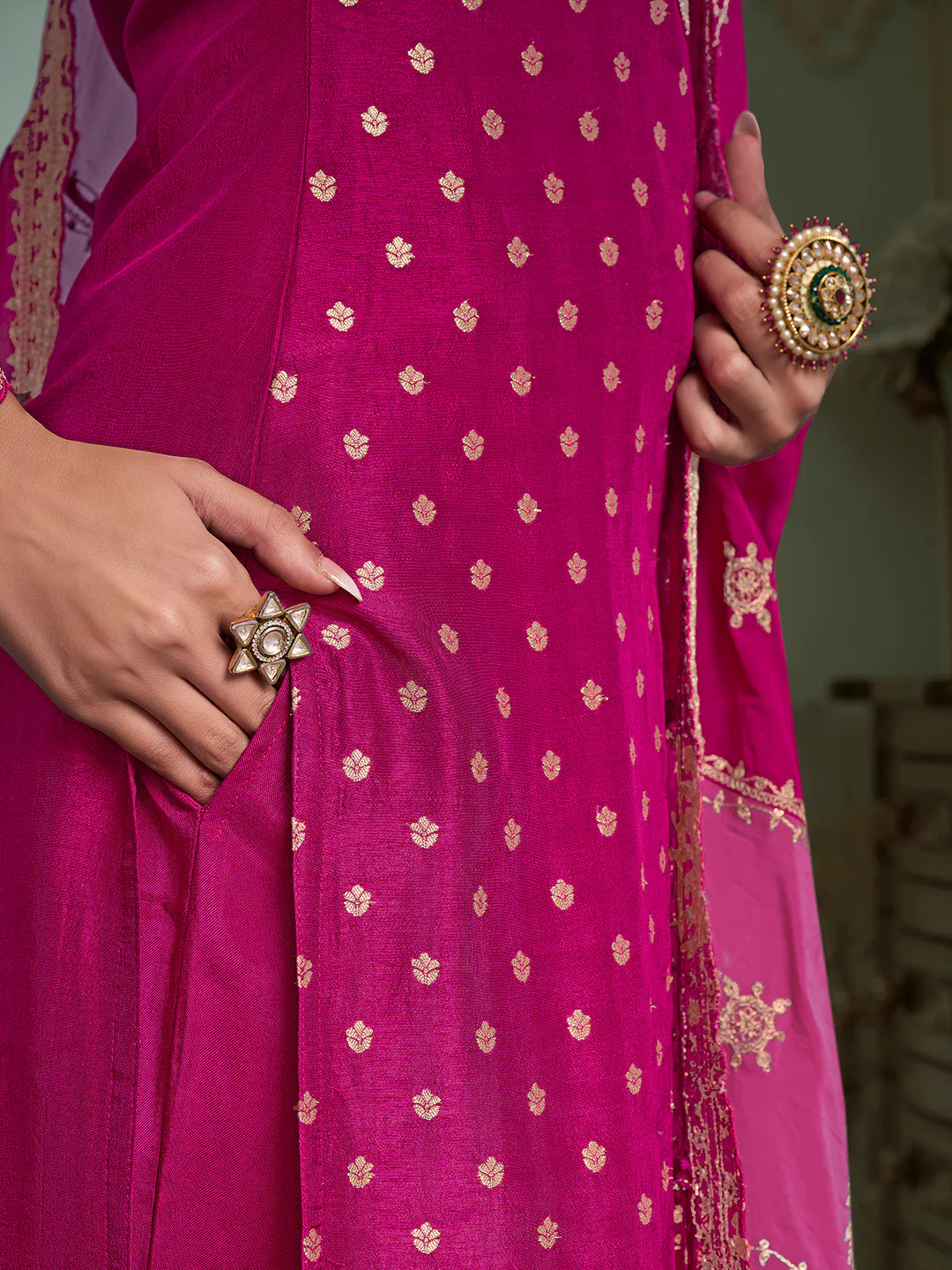 Pooja Kamiz & Pant - Roop Darshan