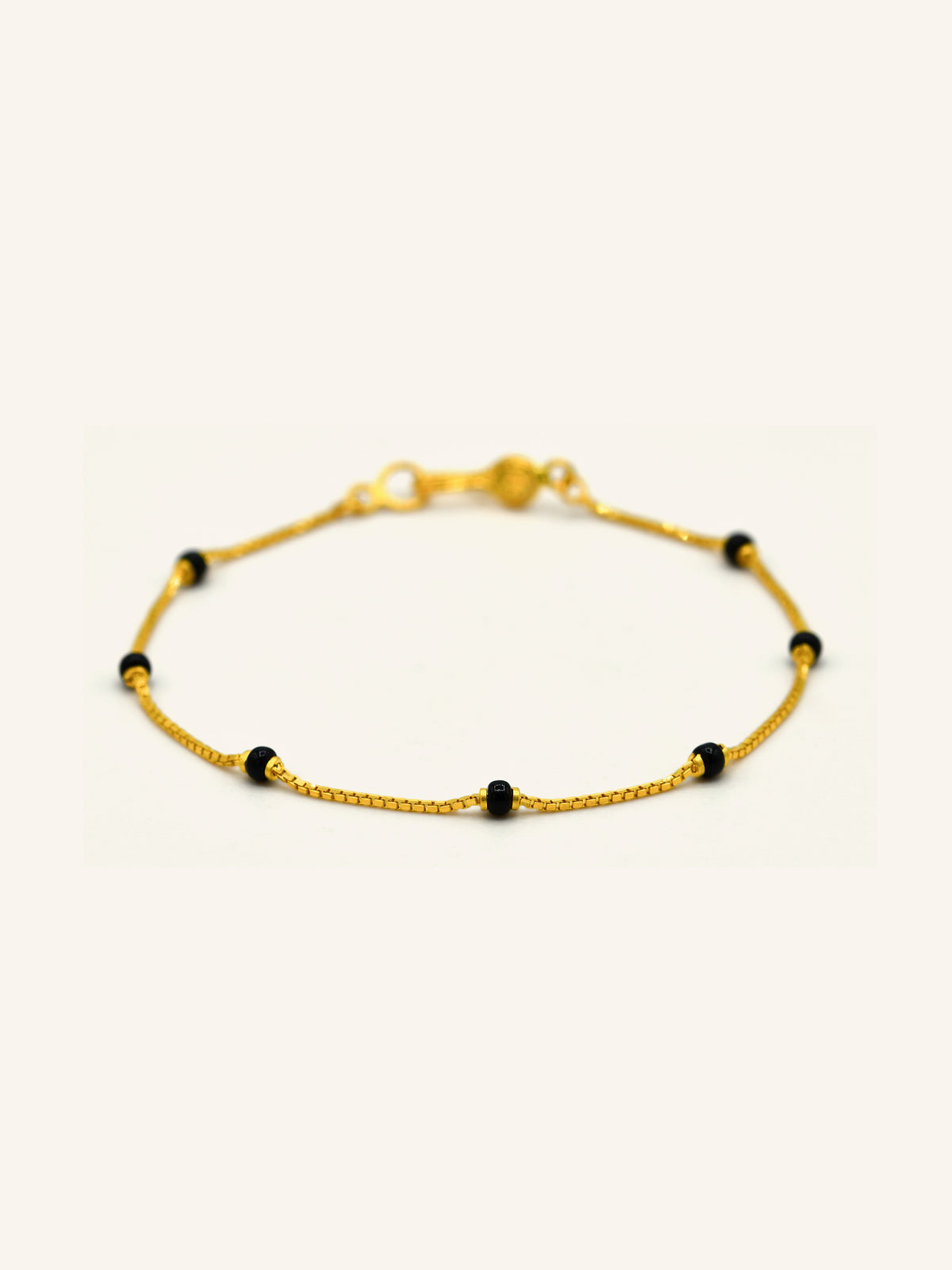 22ct Gold Black Bead Bracelet