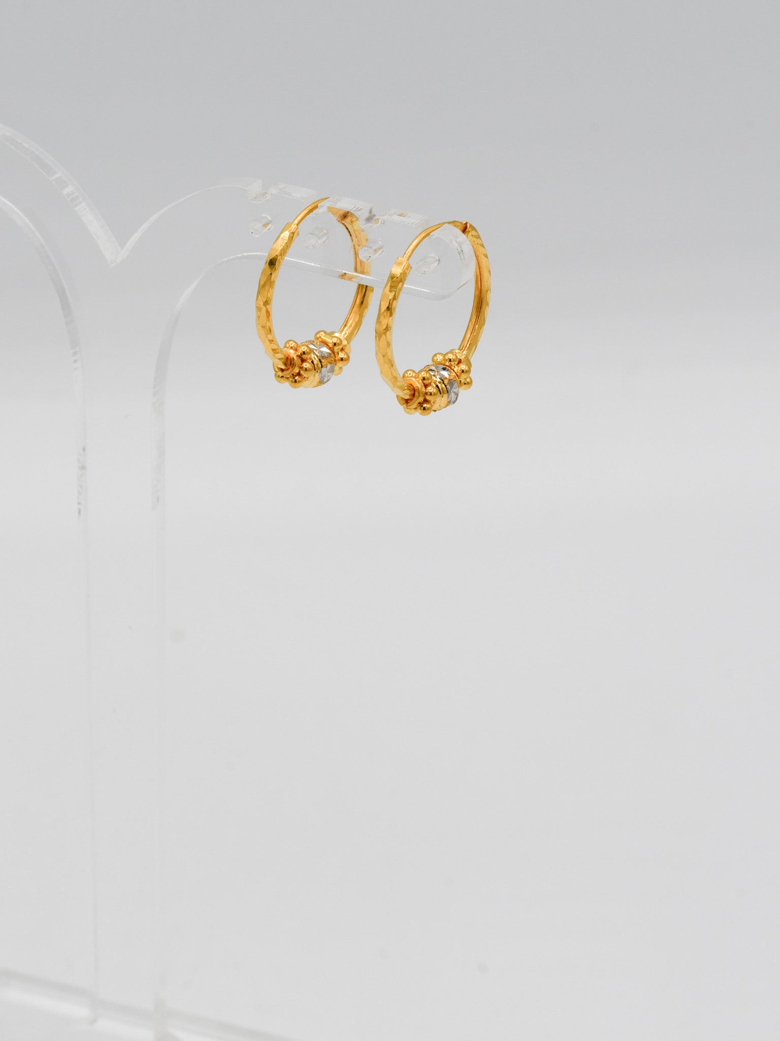 22Ct Gold Two Tone Ball Bali - Roop Darshan