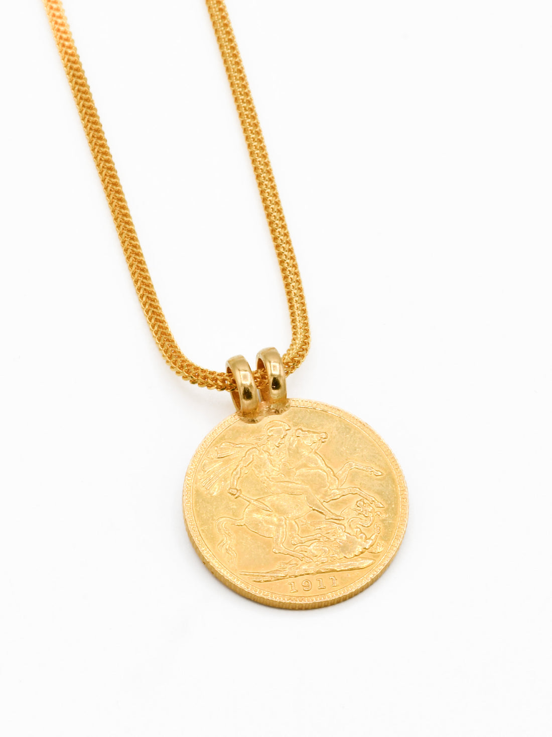 22ct Gold Full Sovereign pendant