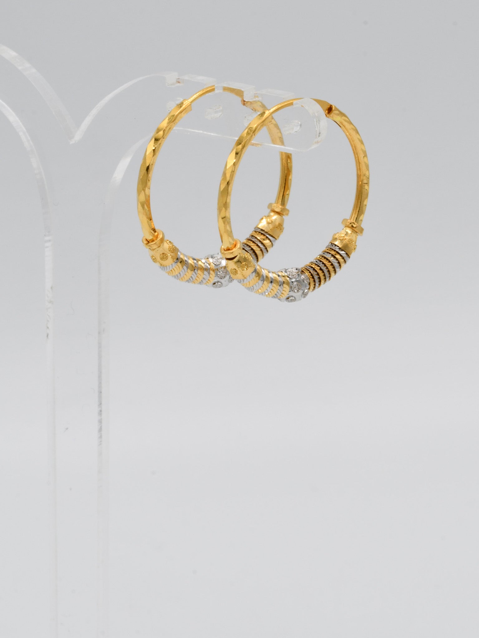 22ct Gold Two Tone Ball Bali