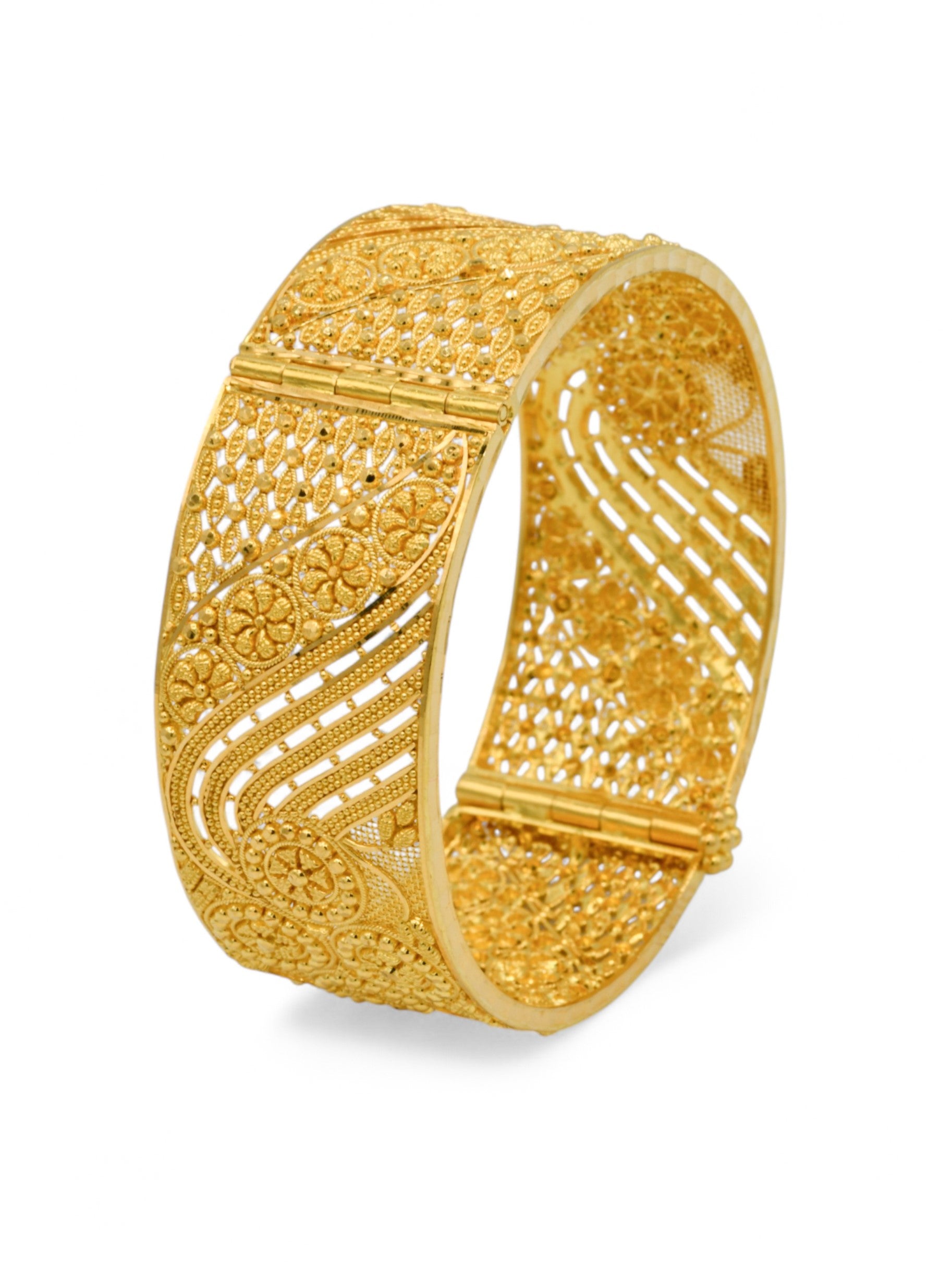 22ct Gold Filigree Screw Broad Patta Bangle - Roop Darshan