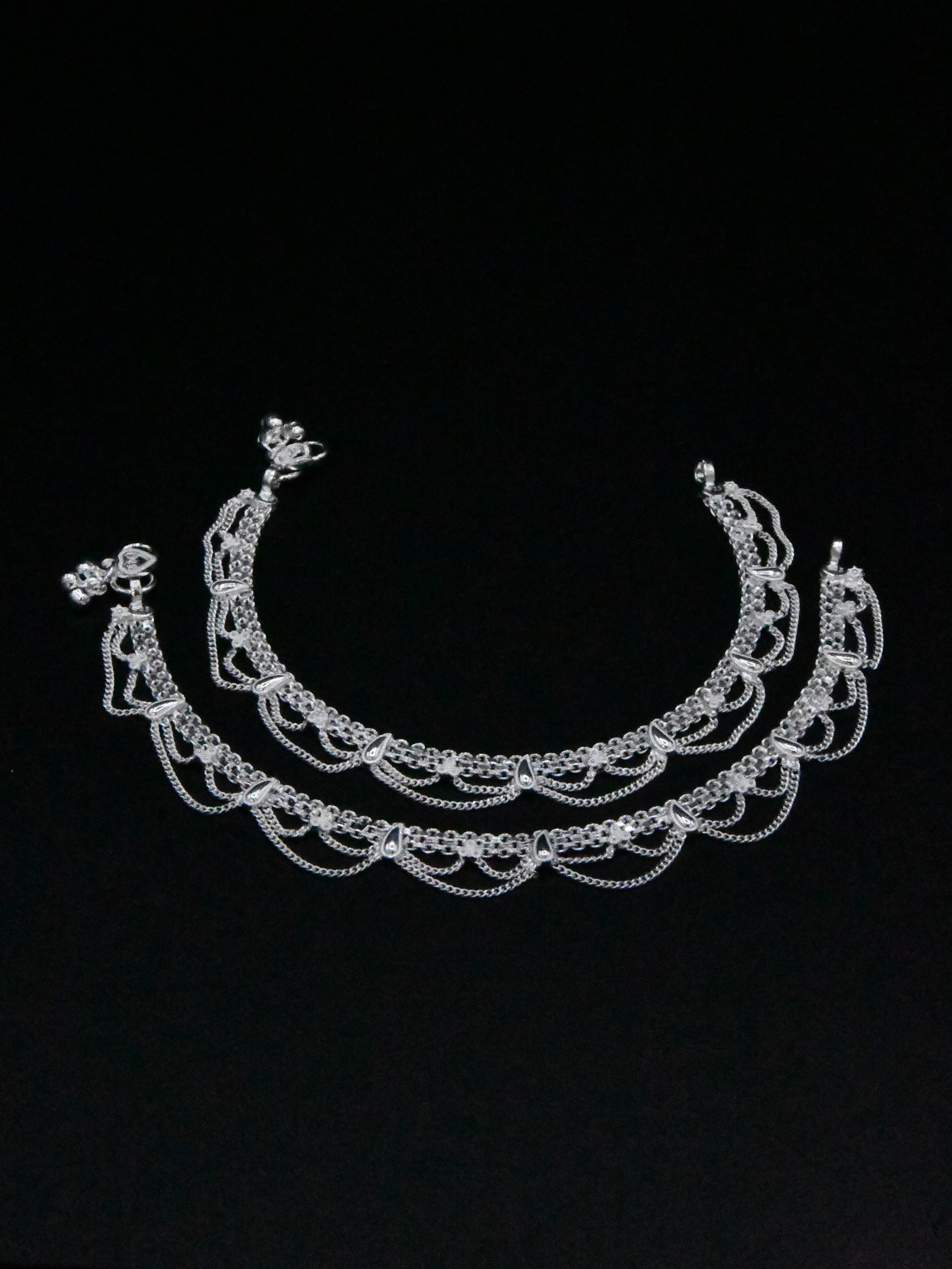 Ladies Silver Anklets - Roop Darshan