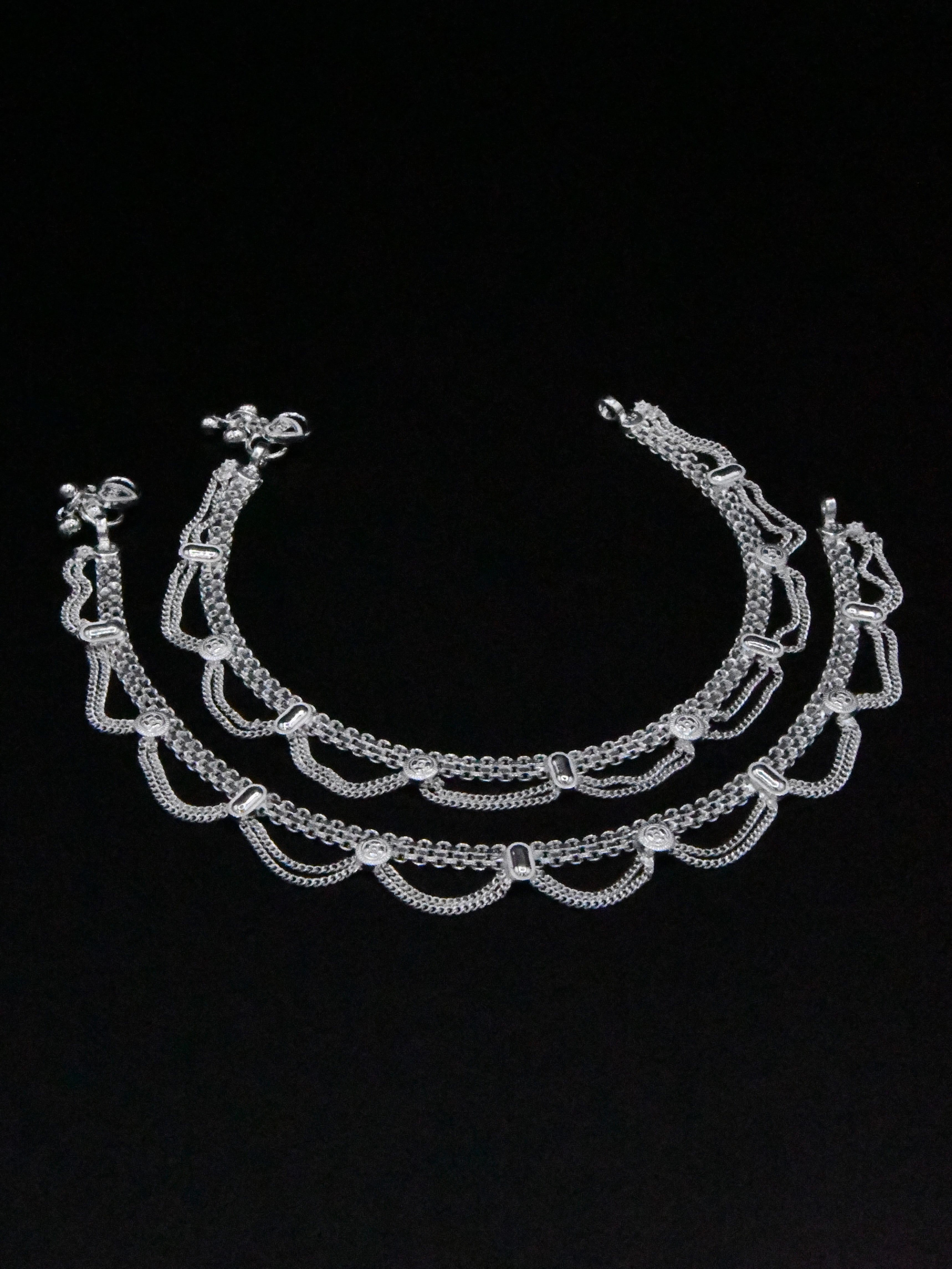 Ladies Silver Anklets - Roop Darshan