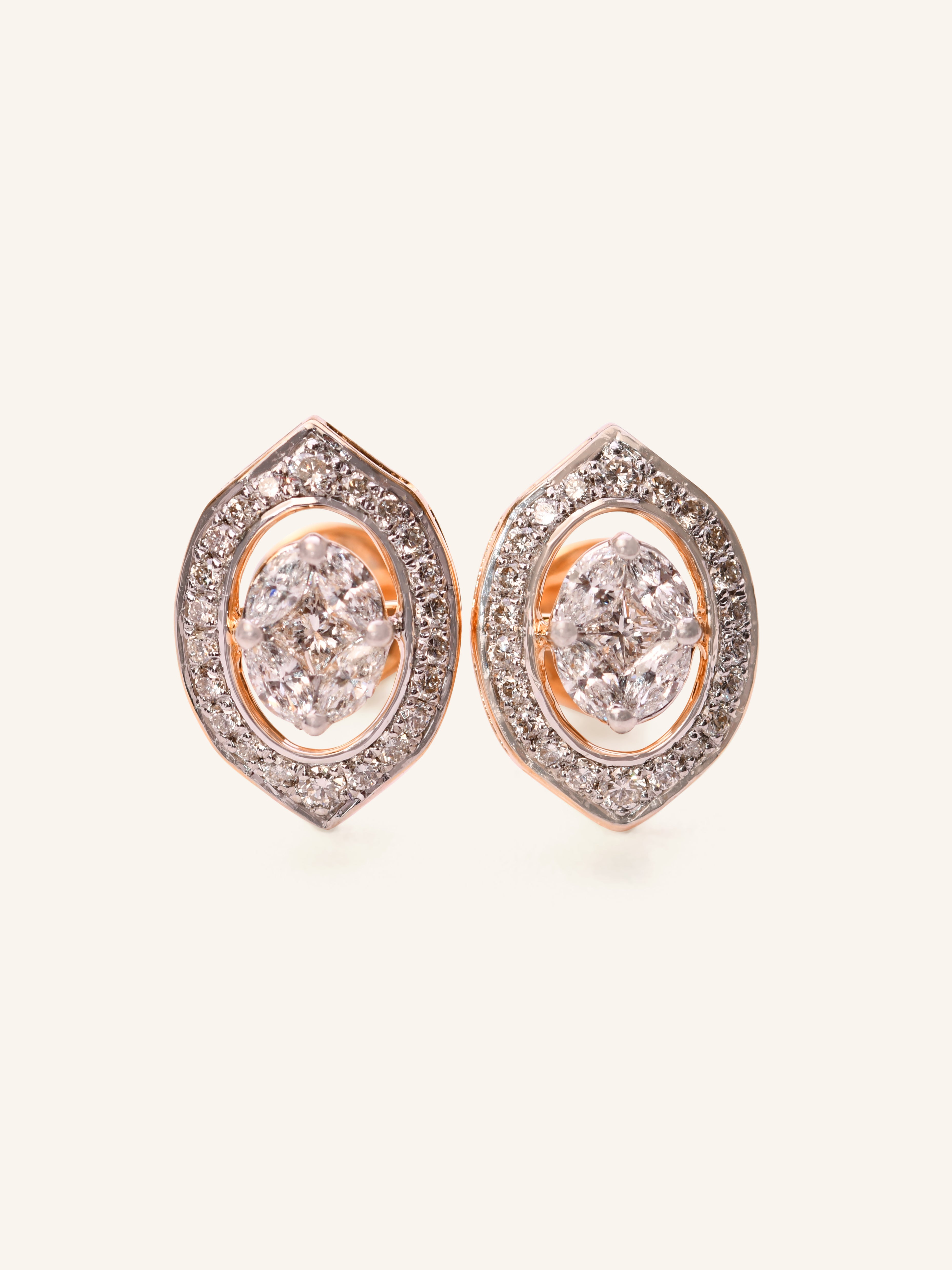 18ct Gold Dia Stud Earring NW 2.628 GMS 54 Dia 0.56ct - Roop Darshan