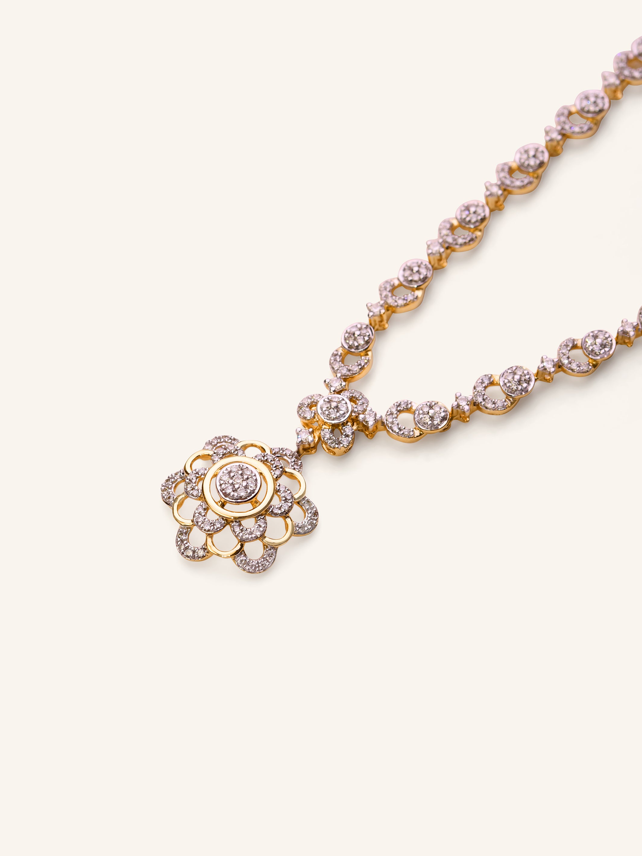 18ct Gold Diamond Necklace - Roop Darshan