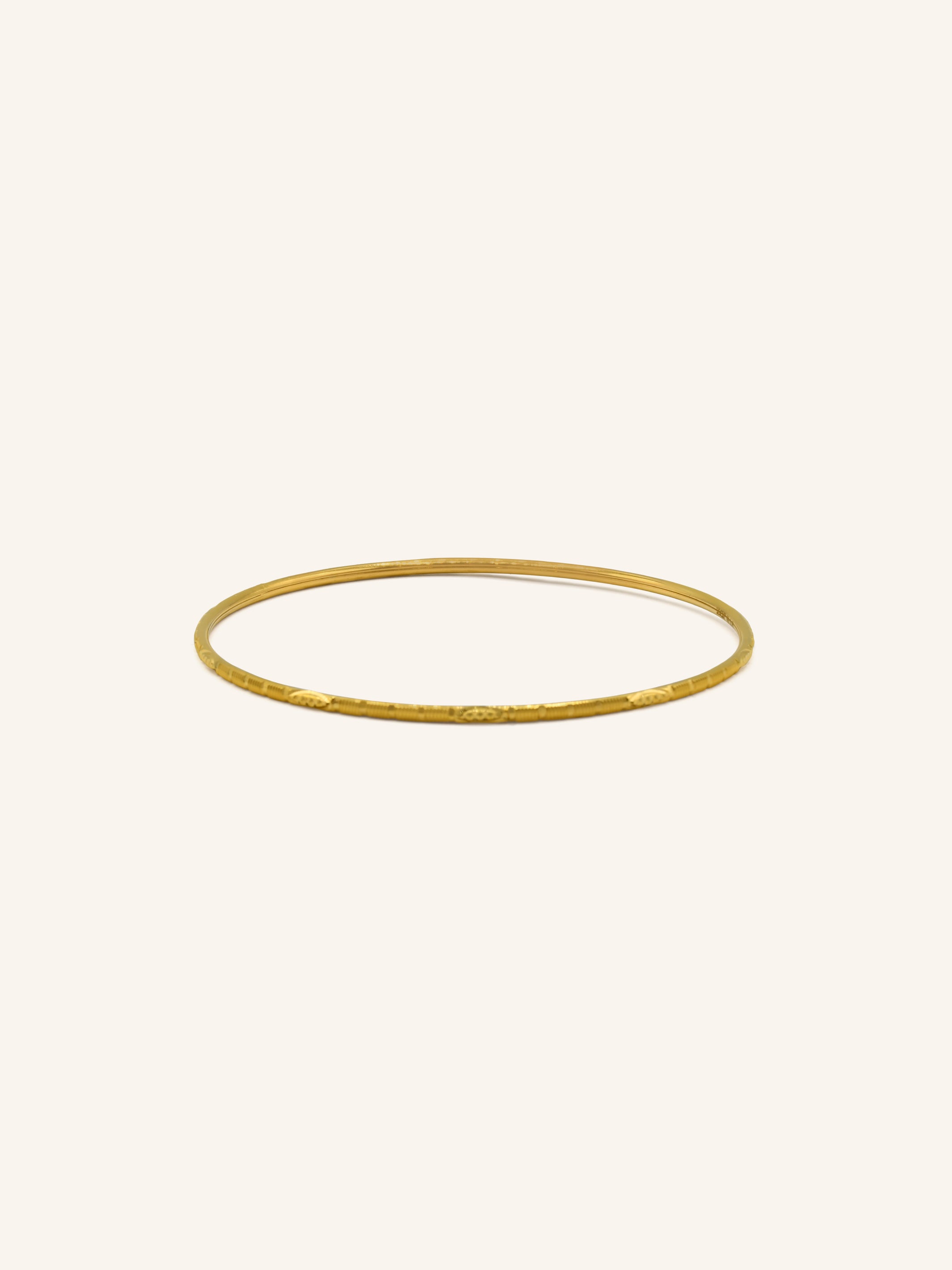 22ct Gold 8 Piece Two Tone Bangle - Roop Darshan