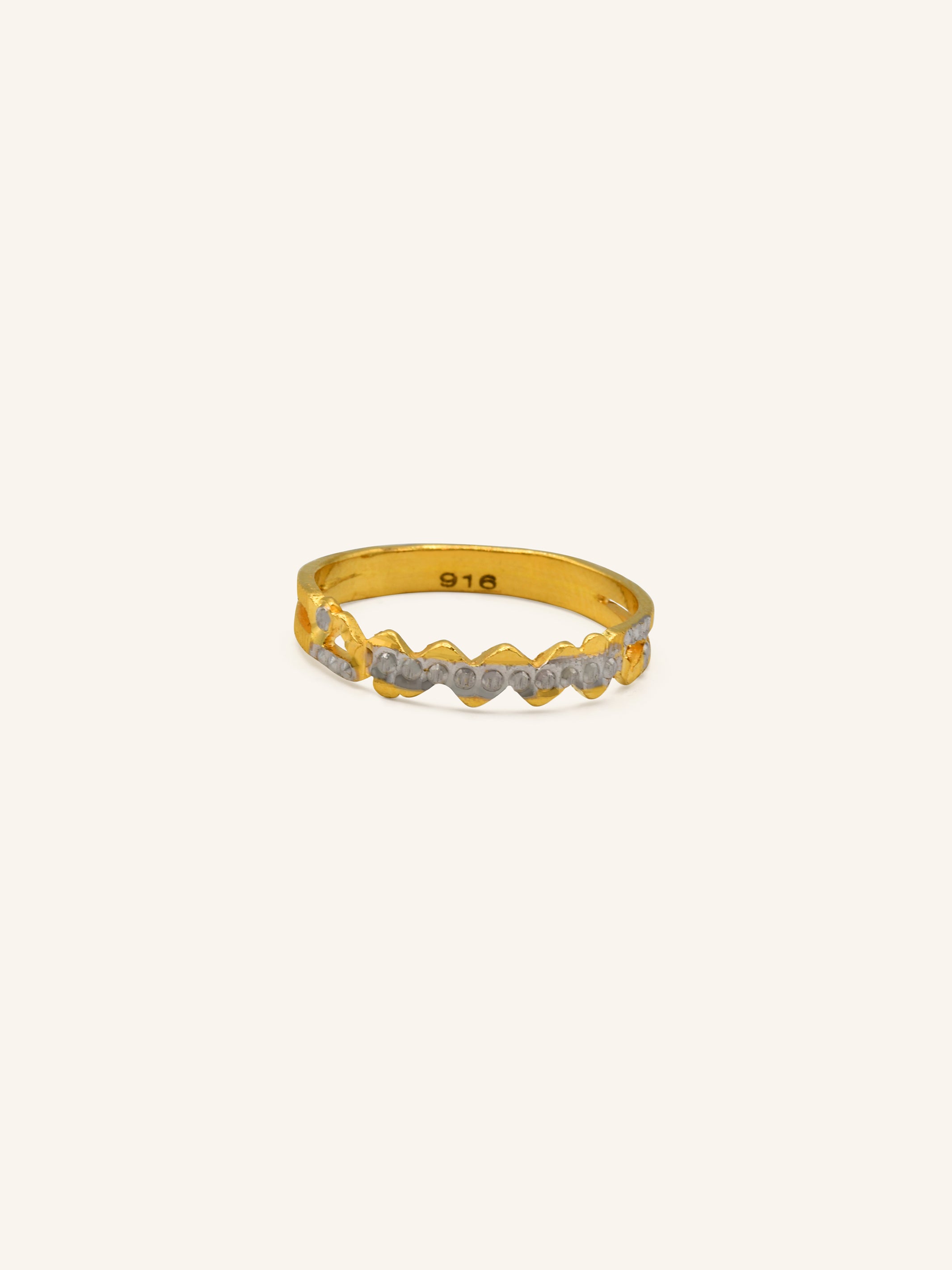 22ct Gold Two Tone Band Ring 2.82 GMS - Roop Darshan