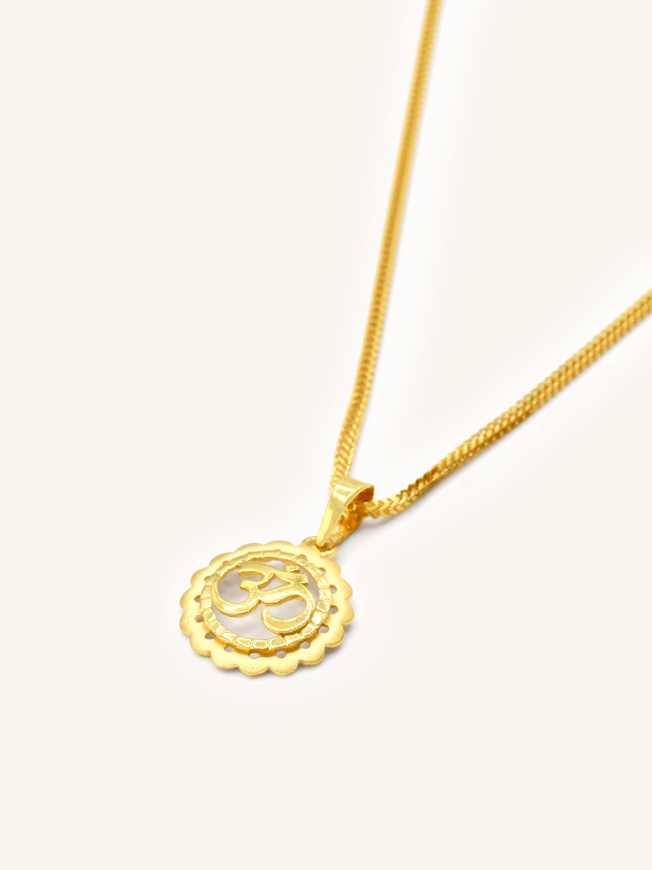 22ct Gold OM Pendant 2.17 GMS - Roop Darshan