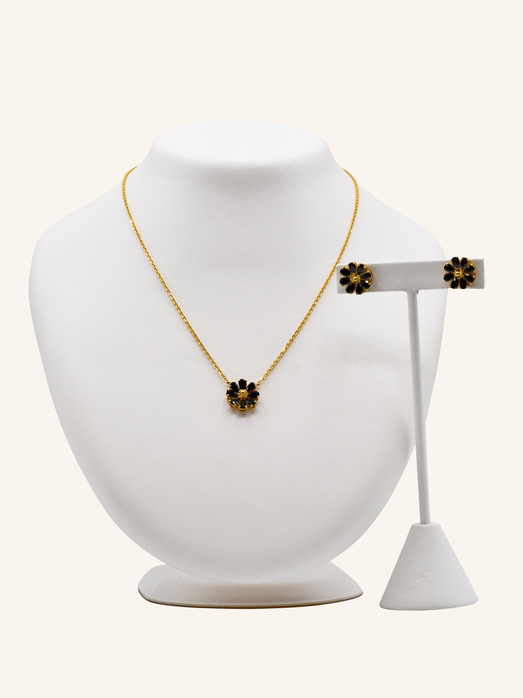 22ct Gold Black CZ Necklace Set 12.40 GMS - Roop Darshan